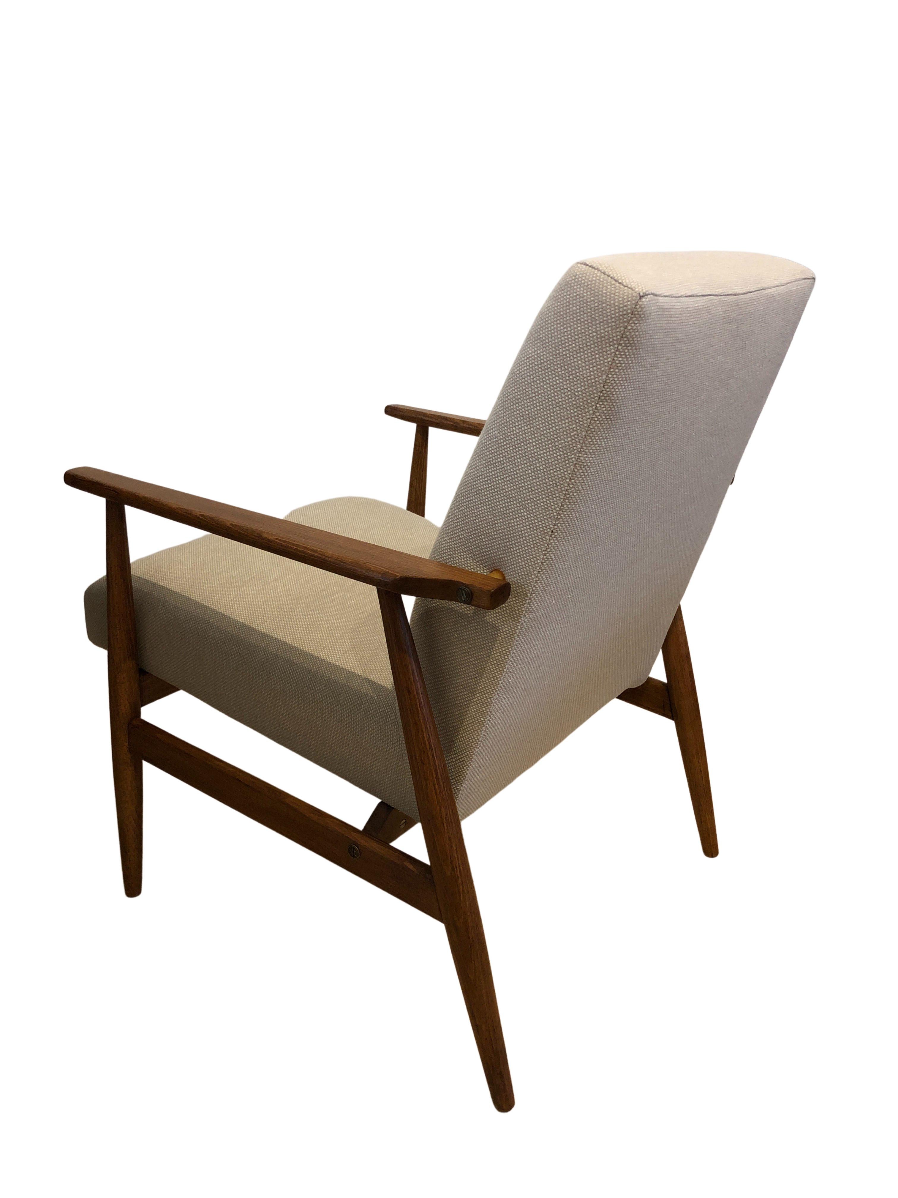 20th Century Midcentury Armchair by Henryk Lis in Beige Cotton Linen Upholstery, 1960s For Sale