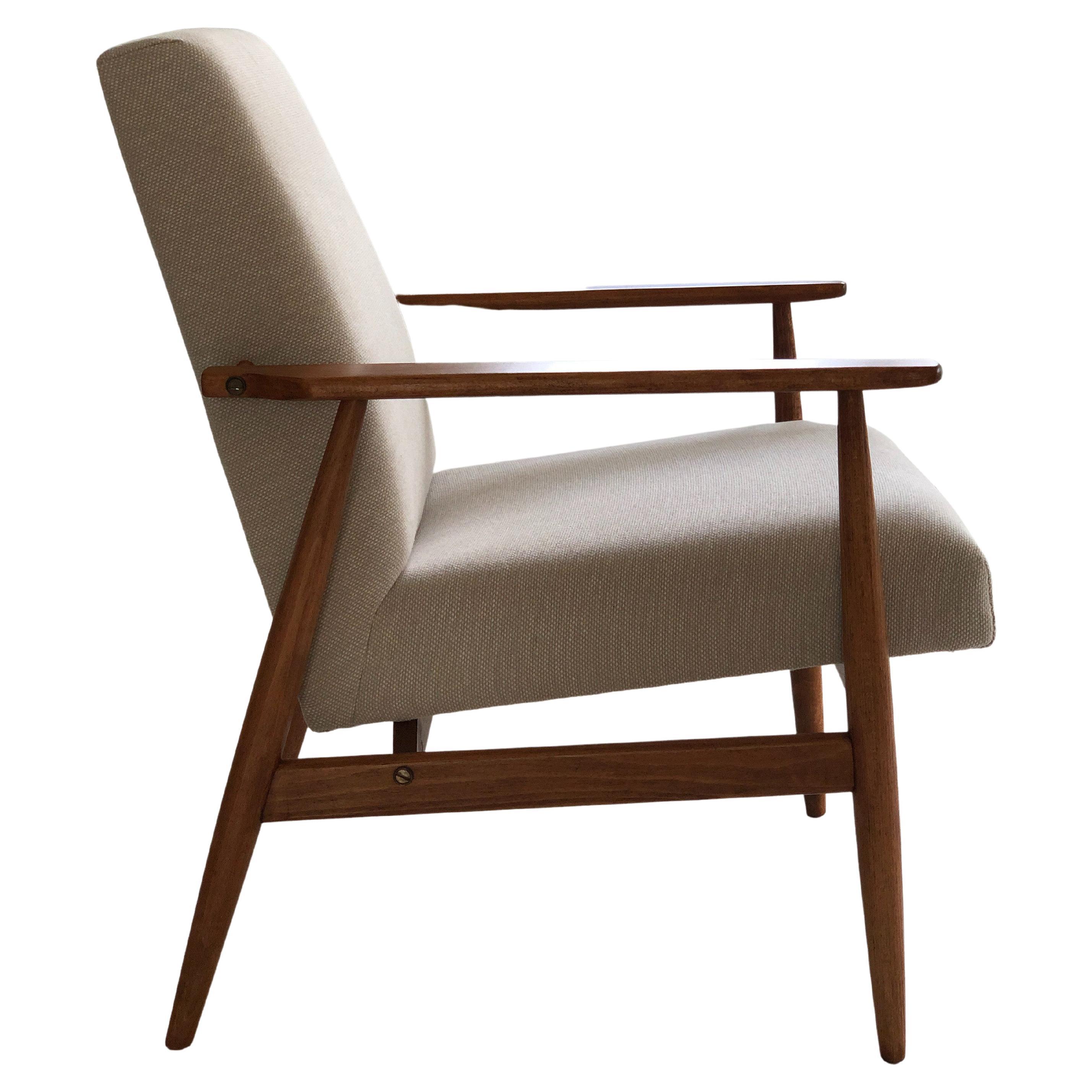 Midcentury Armchair by Henryk Lis in Beige Cotton Linen Upholstery, 1960s For Sale