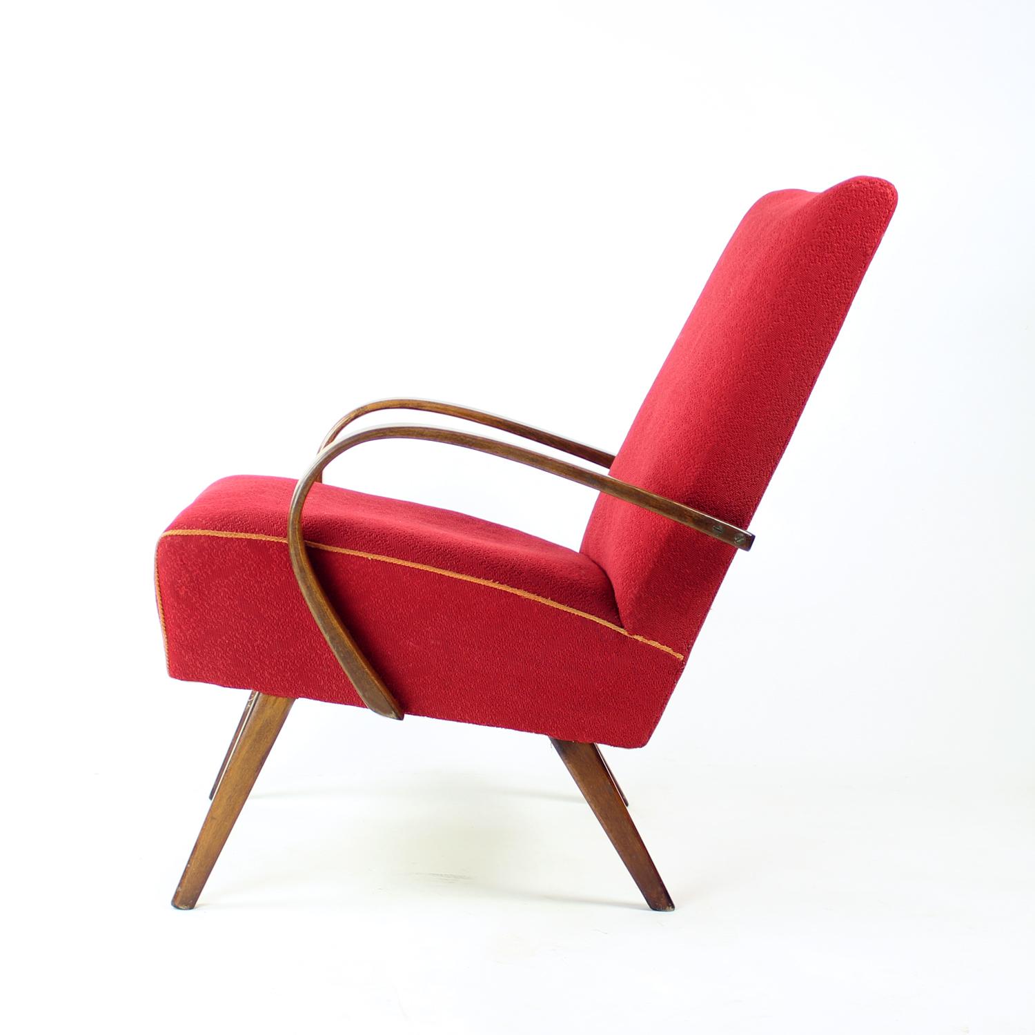 Midcentury Armchair By Ton, Czechoslovakia 1960s In Good Condition For Sale In Zohor, SK