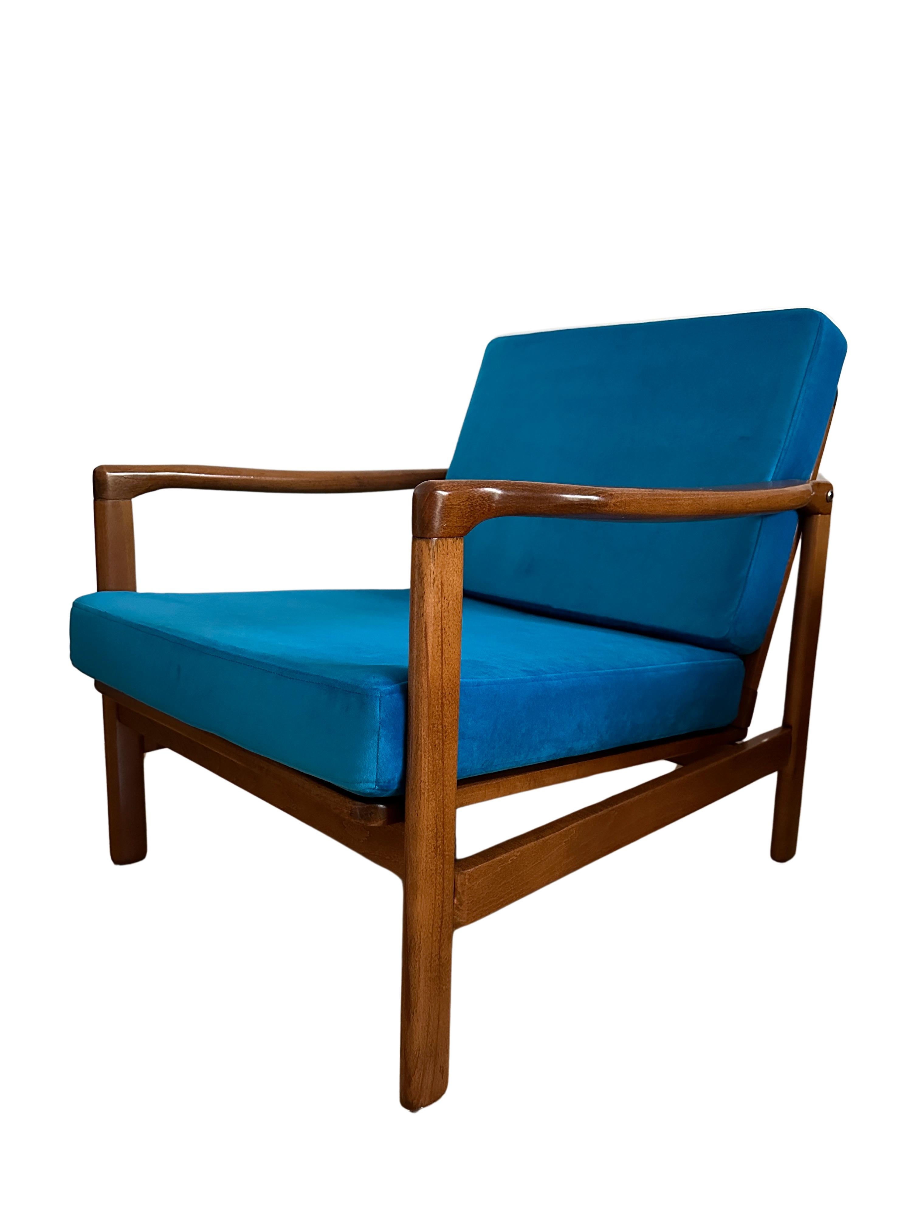 Mid-Century Modern Midcentury Armchair by Zenon Baczyk, Blue Velvet Upholstery, Poland, 1960s For Sale