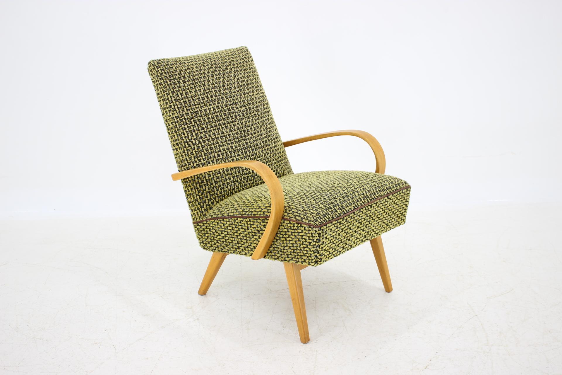 Midcentury Armchair Designed by Jindřich Halabala, 1960s In Good Condition In Praha, CZ