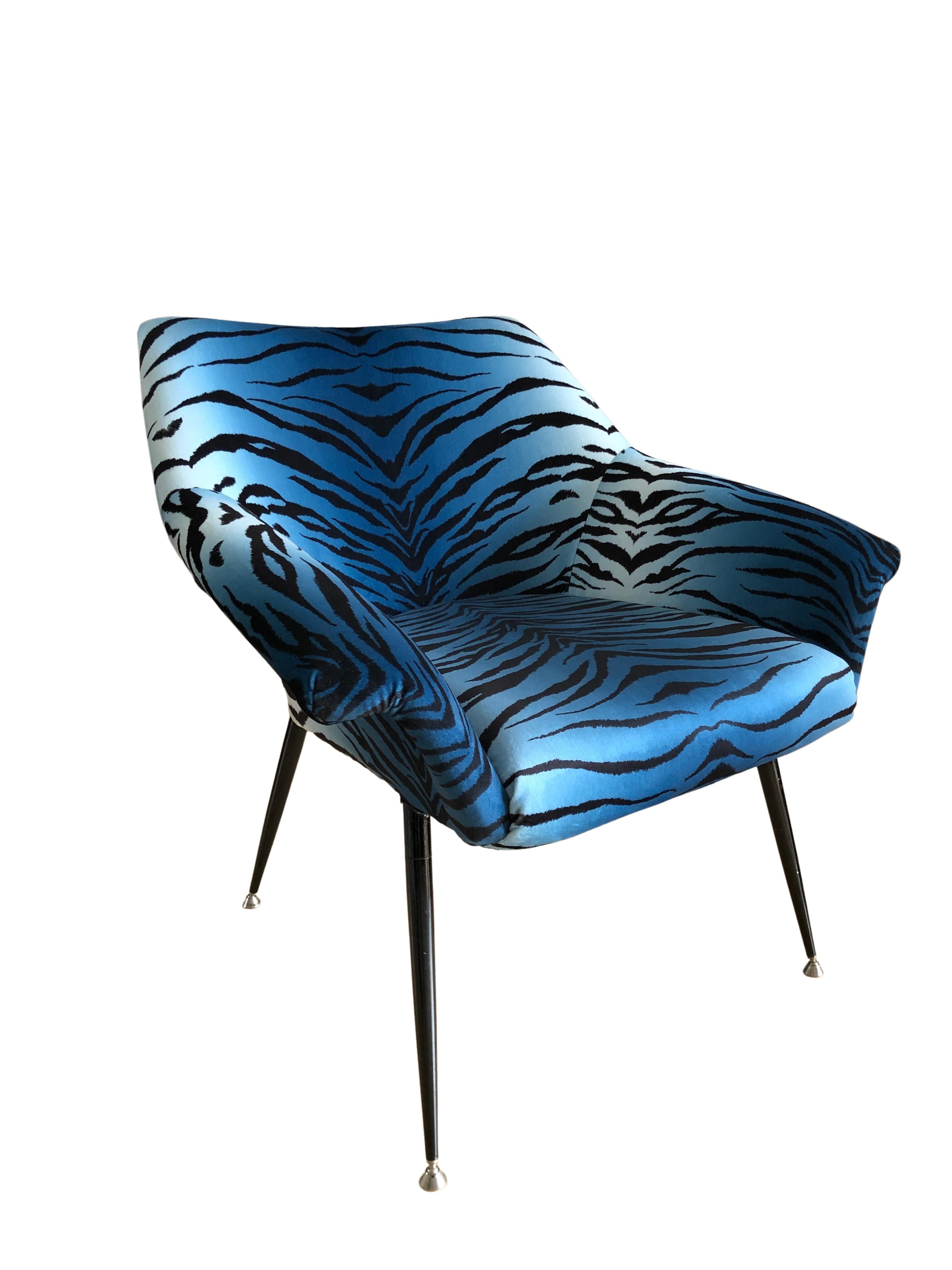 Midcentury Armchair, in Blue Zebra Print Velvet, Europe, 1960s For Sale 1