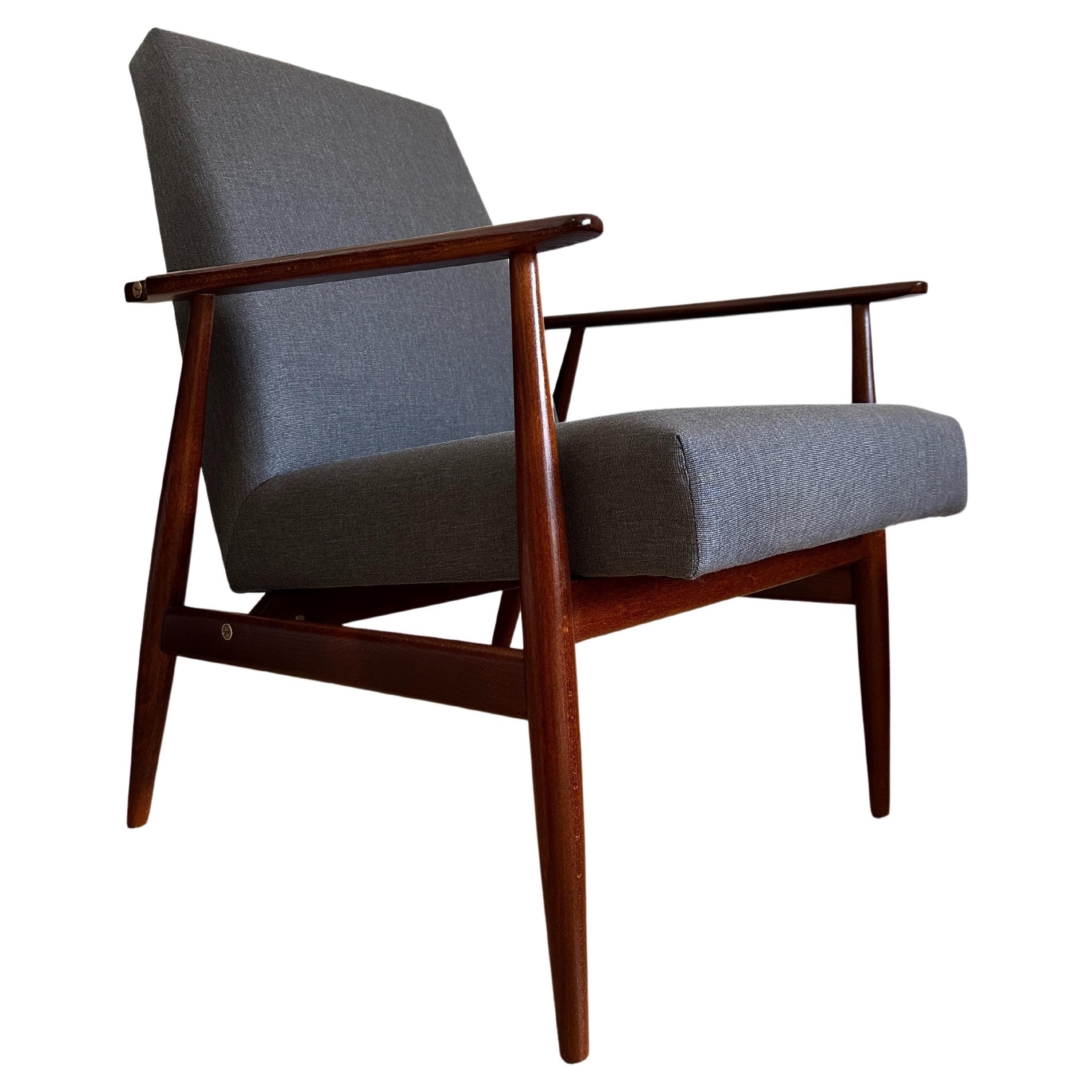 Midcentury Armchair in Kvadrat Upholstery by Henryk Lis, Europe, 1960s For Sale