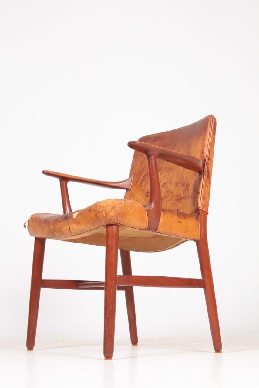 Midcentury Armchair in Teak and Patinated Leather, Danish Cabinetmaker 1950s In Fair Condition In Lejre, DK