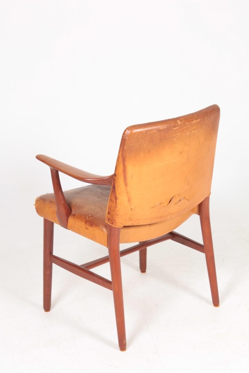 Mid-20th Century Midcentury Armchair in Teak and Patinated Leather, Danish Cabinetmaker 1950s