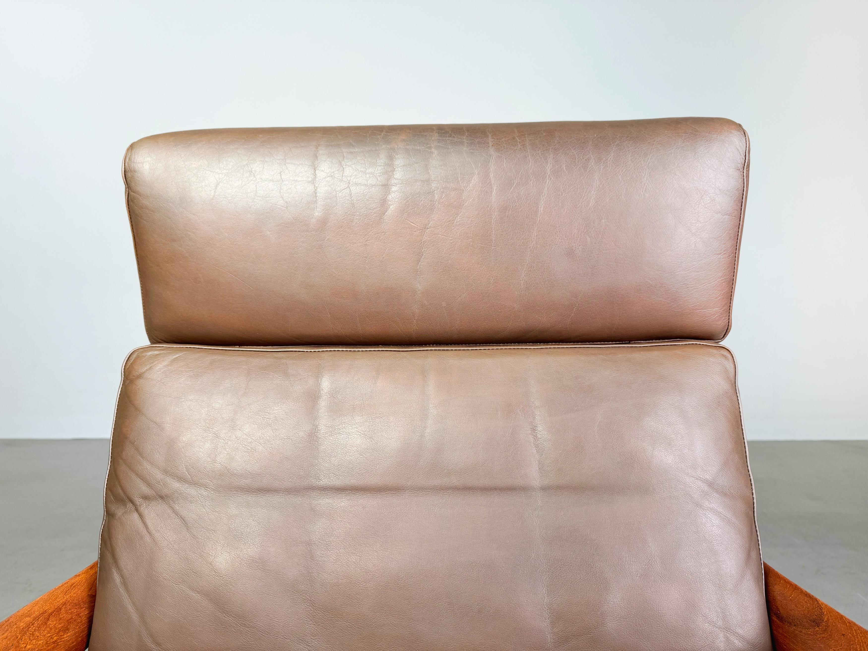 Midcentury Sessel Niels Eilersen Illum Wikkelsø Hochlehner Ottomane im Angebot 1