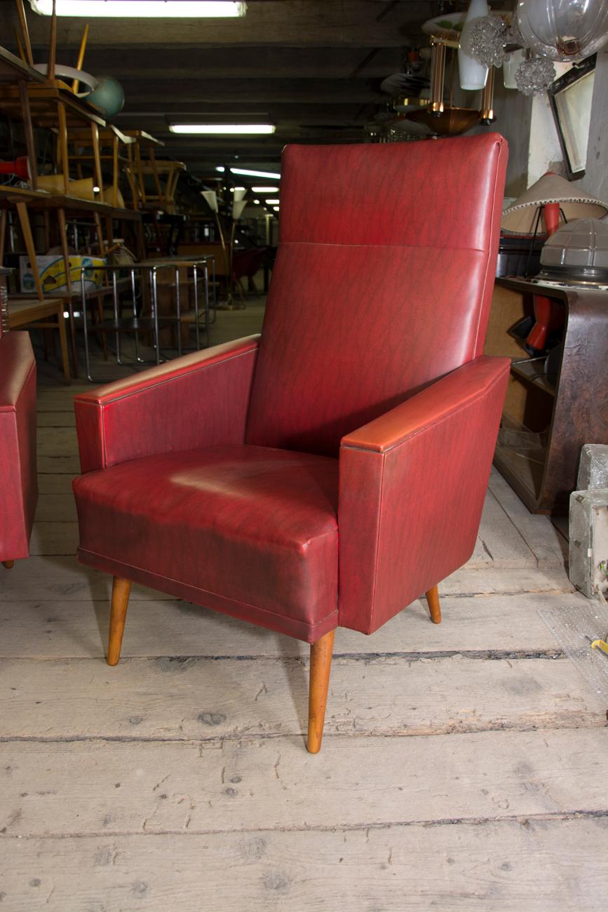 Midcentury Armchairs in Leatherette, 1960s, Czechoslovakia In Good Condition In Prague 8, CZ