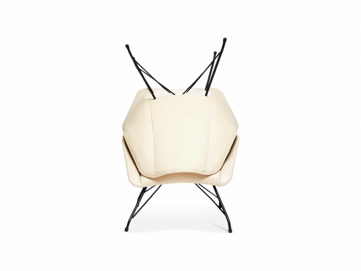 Midcentury Armchairs in White Leather & Iron Base by Carlo Hauner, 1955, Brazil For Sale 1
