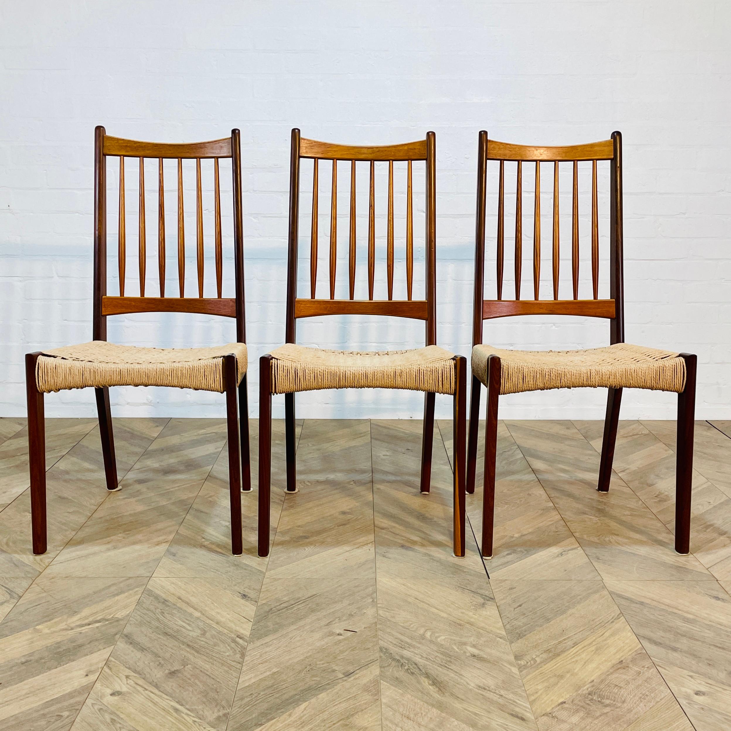 Midcentury Arne Hovmand Olsen for Mogens Kold Danish Dining Chairs, Set of 3 For Sale 5