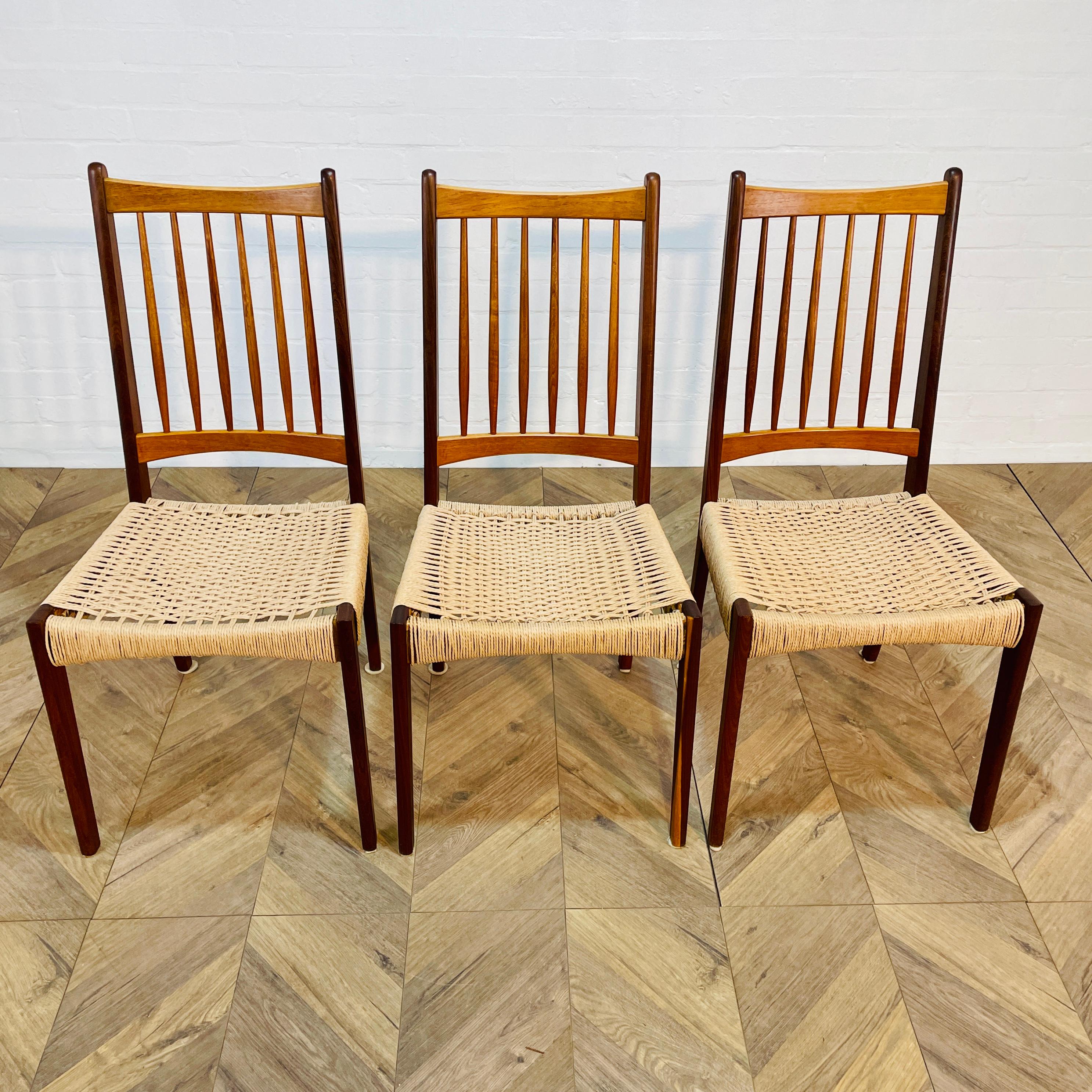 Midcentury Arne Hovmand Olsen for Mogens Kold Danish Dining Chairs, Set of 3 For Sale 3