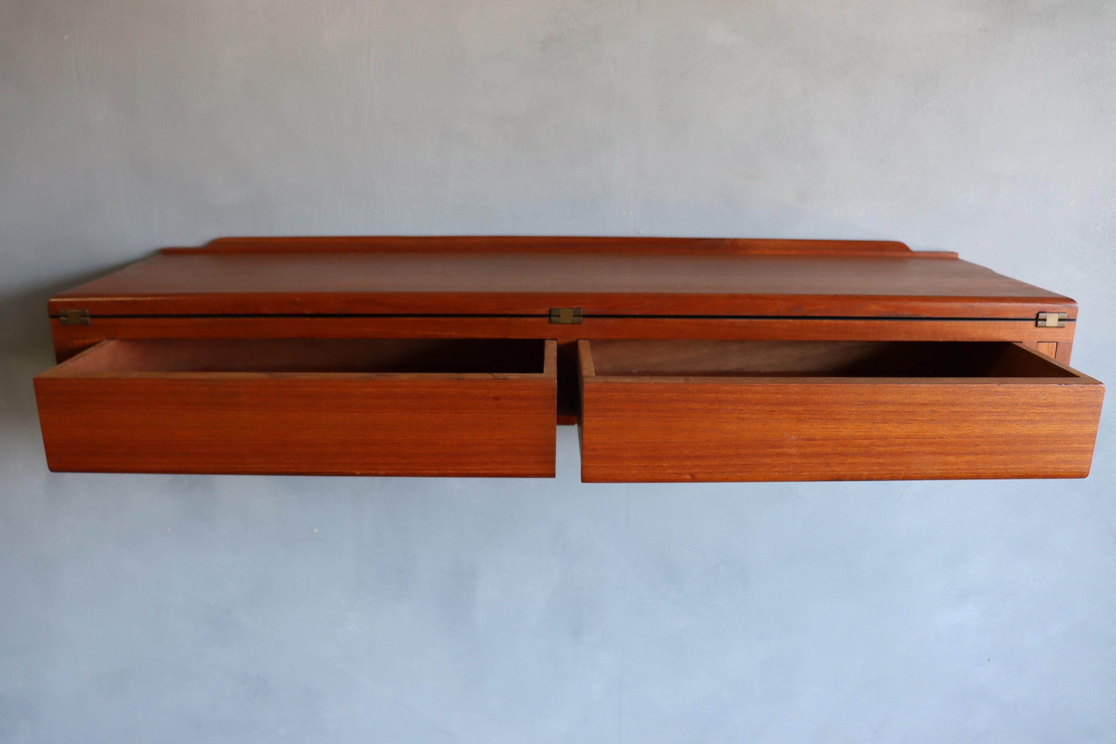Midcentury Arne Hovmand-Olsen Wall Mounted Flip Top Table in Teak 2