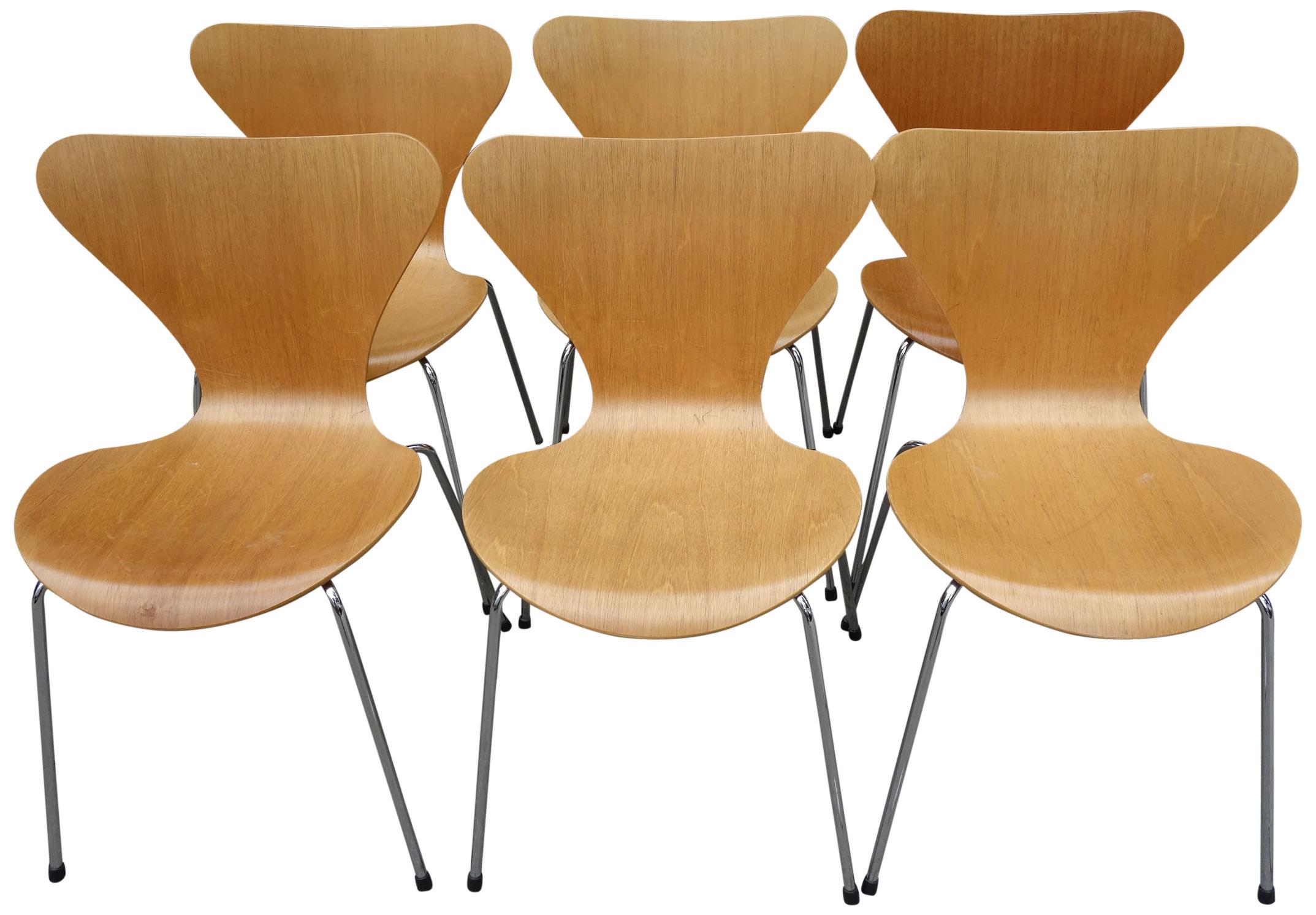 Up to 12 Arne Jacobsen Series 7 Chairs for Fritz Hansen. This iconic design is one of the most successful chairs every produced from this era. Incredibly comfortable as versatile. 

If ordering more then one we will match the patina for you. They
