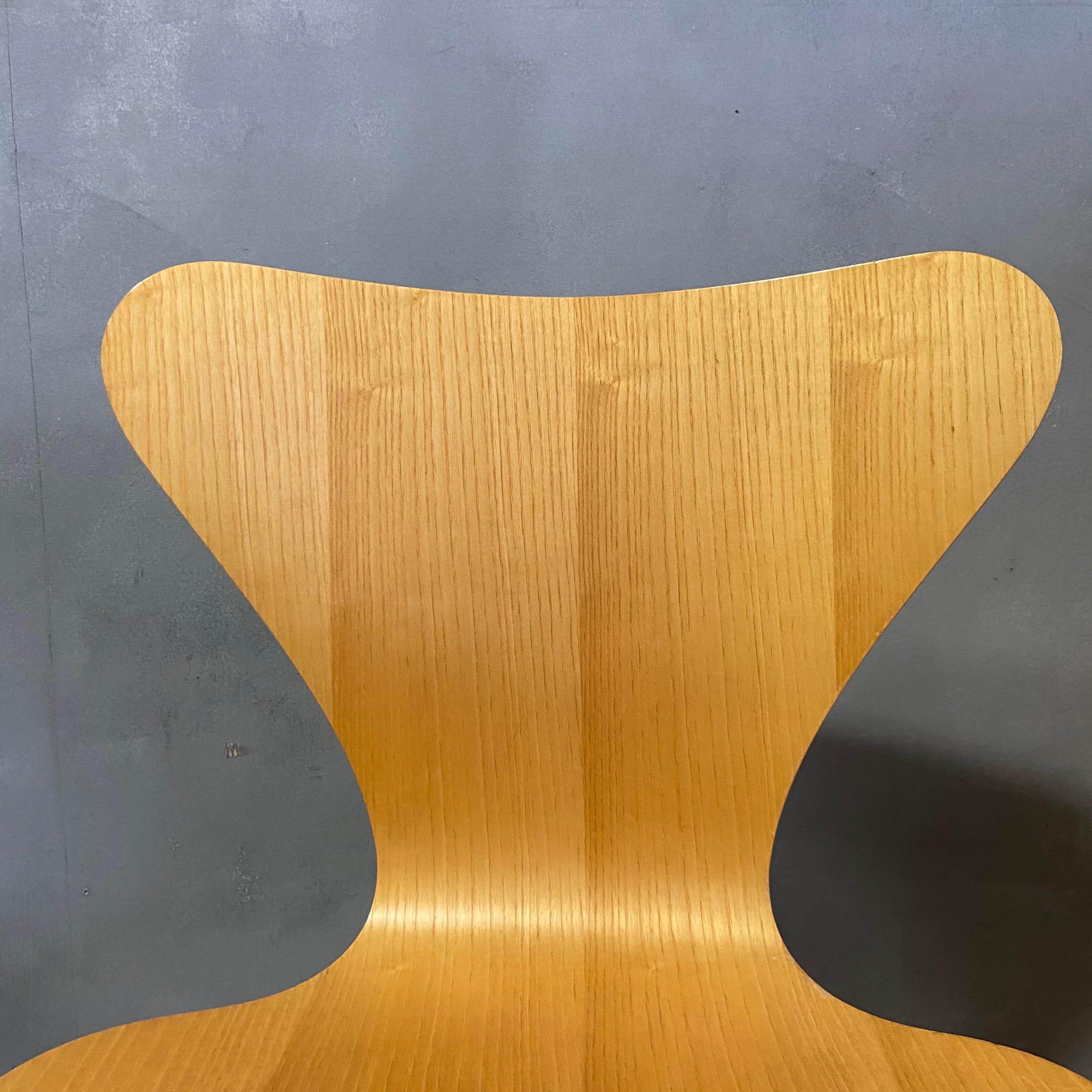 Mid-Century-Serie 7 Stühle von Arne Jacobsen (Stahl) im Angebot
