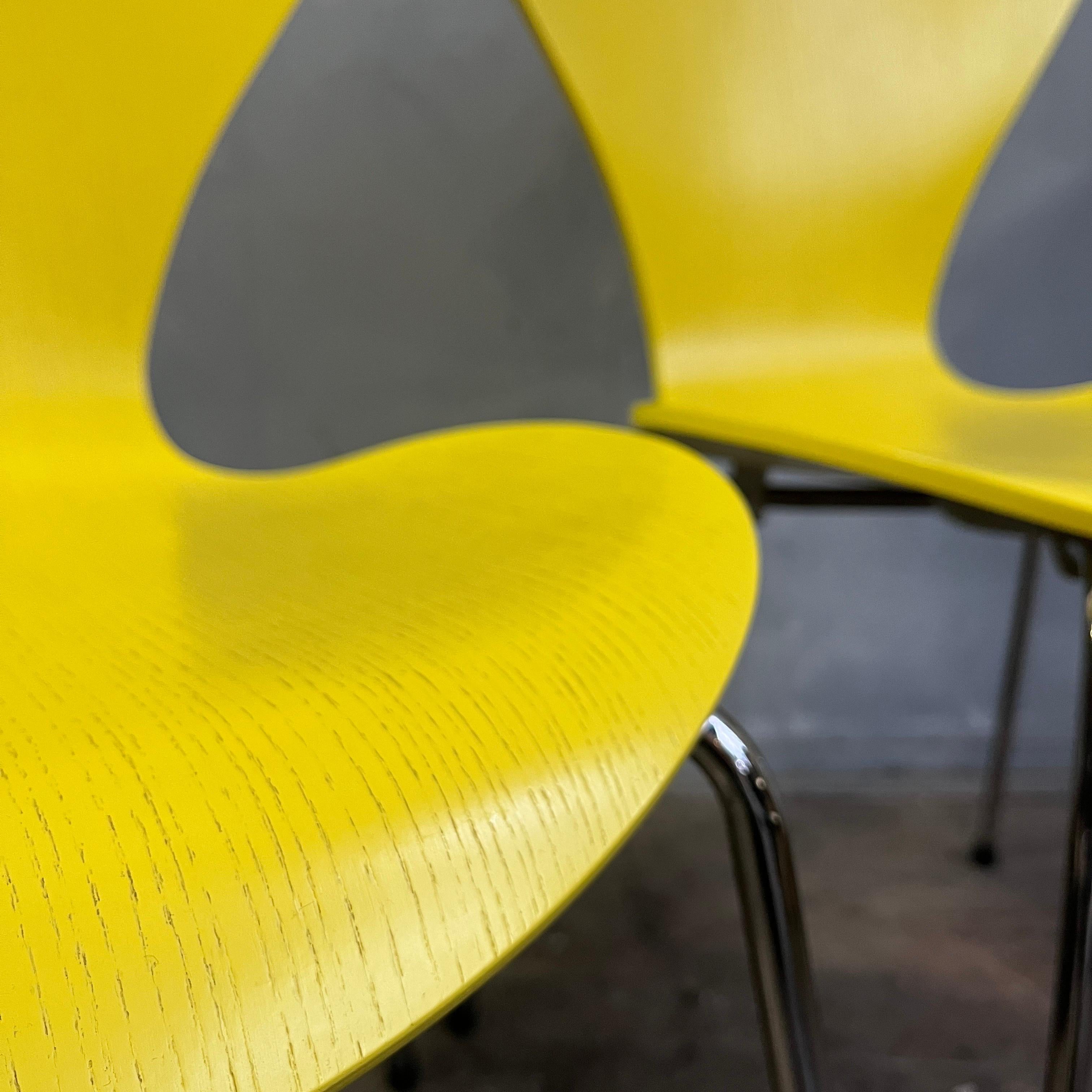 Midcentury Arne Jacobsen Series 7 Chairs Sunny Yellow For Sale 6