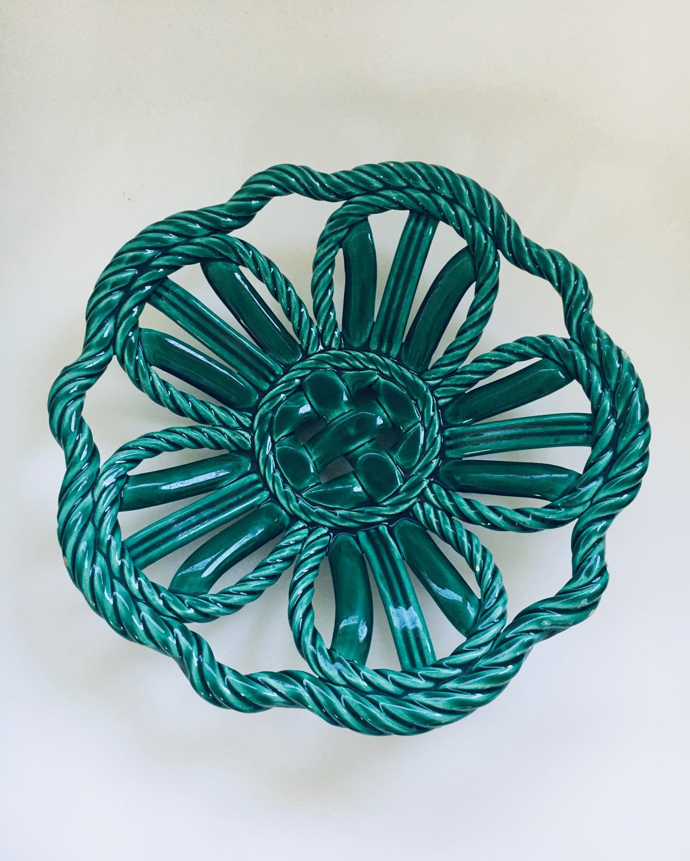 Midcentury Art Ceramics Green Braided Woven Bowl by Vallauris, France 1950's In Good Condition For Sale In Oud-Turnhout, VAN