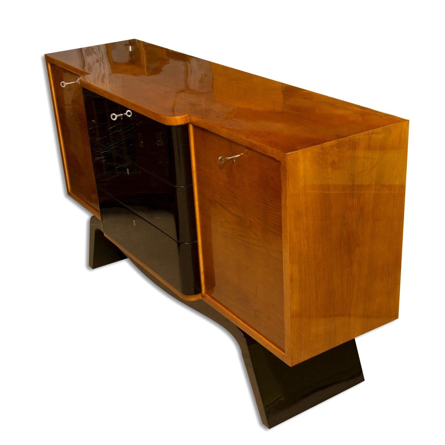 Midcentury ART DECO Sideboard, Chest of Drawers, Bohemia, 1940´s 1