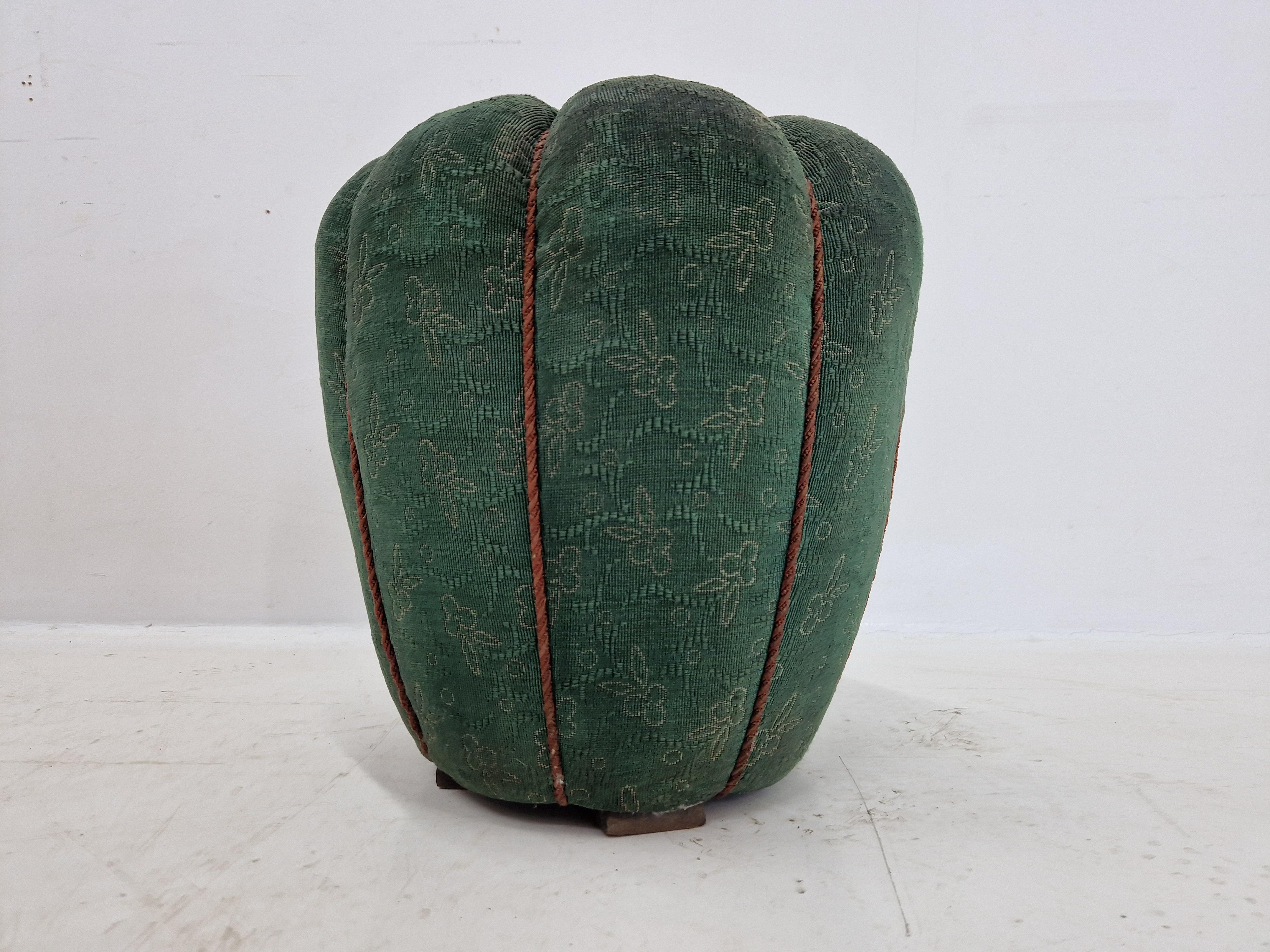 Taburete o Reposapiés Midcentury / Art Decó, Jindřich Halabala, Años 60 en Bastante bueno estado para la venta en Praha, CZ