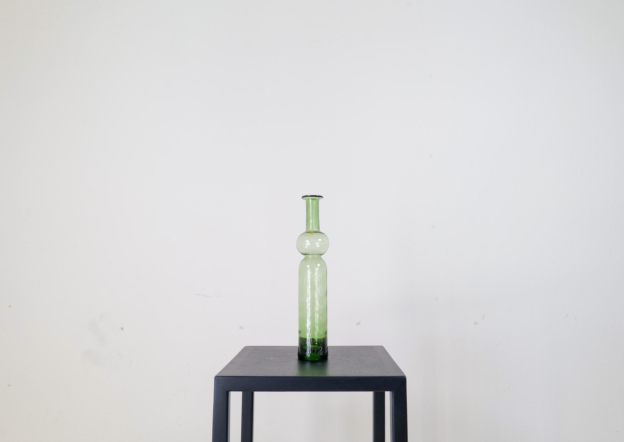 Scandinavian Modern Midcentury Modern Glass Bottle Neptuna Nanny Still for Riihimäen Lasi, Finland For Sale