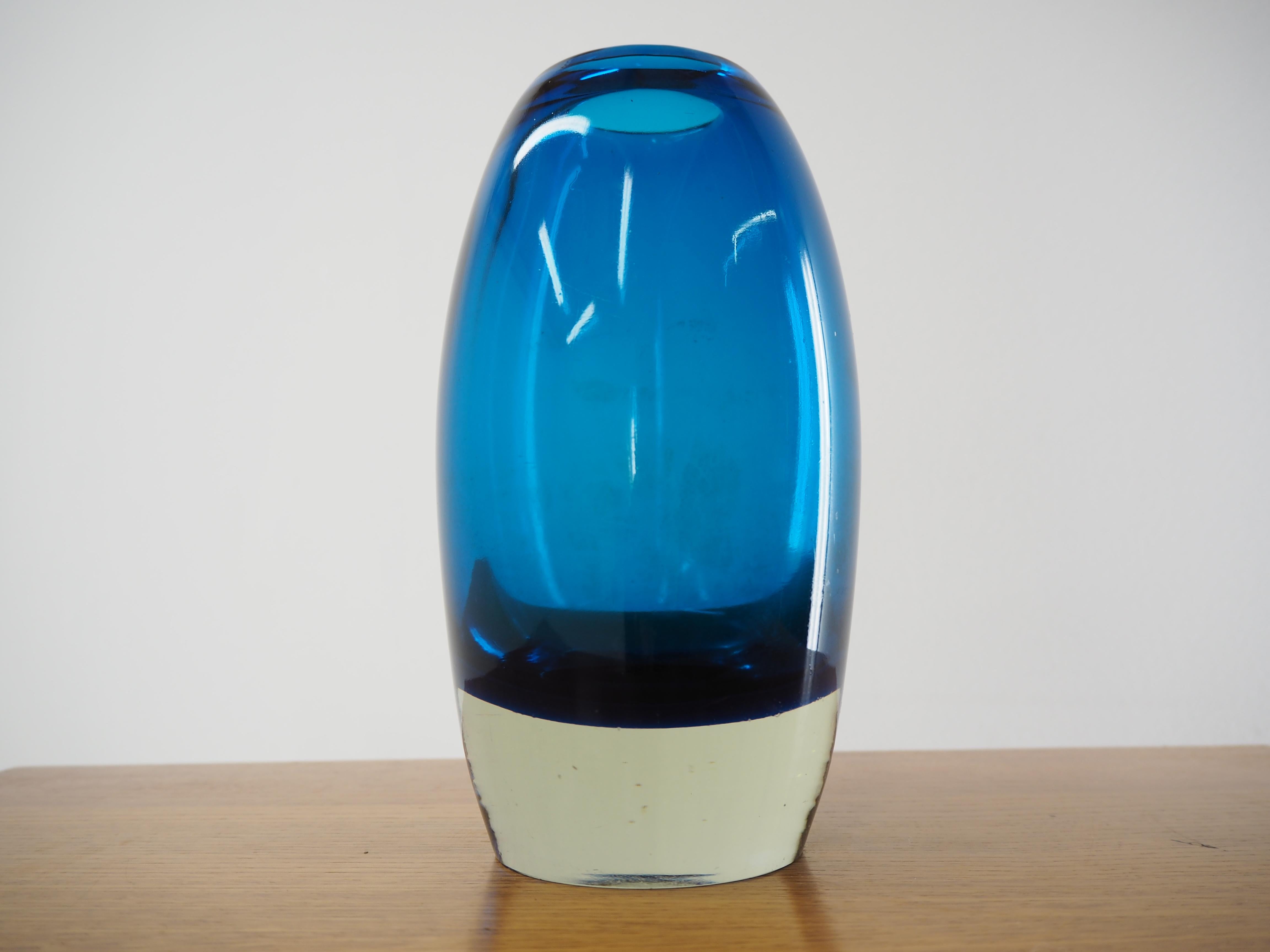 Midcentury Art Glass Vase, Czechoslovakia, 1960s In Good Condition In Praha, CZ