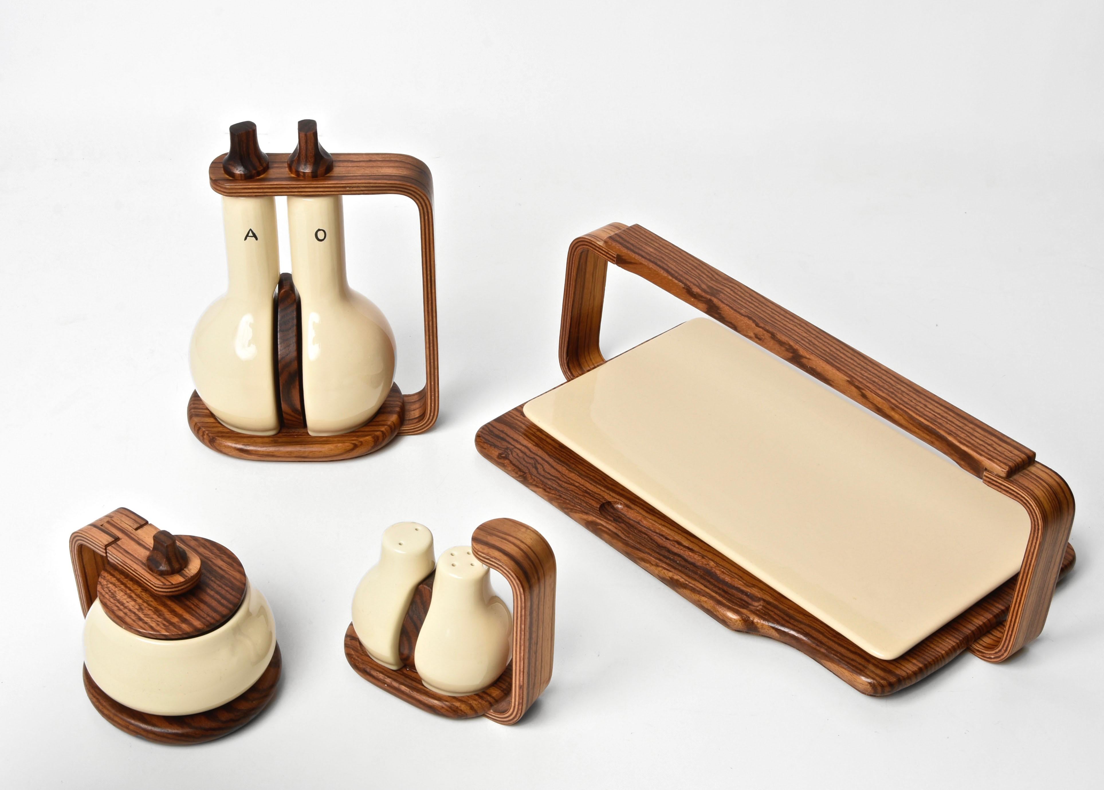 Mid-Century Modern Table de service Artek en céramique ivoire et teck du milieu du siècle dernier dans le style Alvar Aalto, années 1970