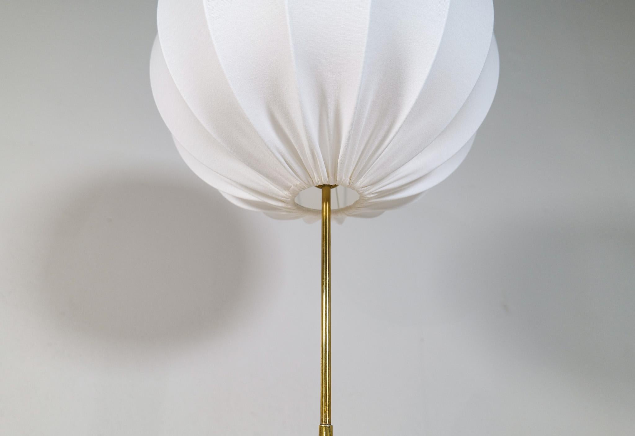Midcentury Modern ASEA Brass Floor Lamp with Round Cotton Shade, Sweden, 1960s For Sale 2