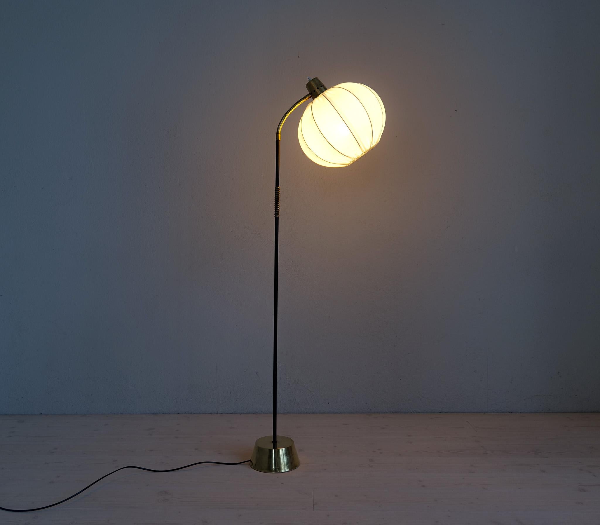 Midcentury Modern ASEA Metal and Brass Floor Lamp, Sweden, 1960s For Sale 8