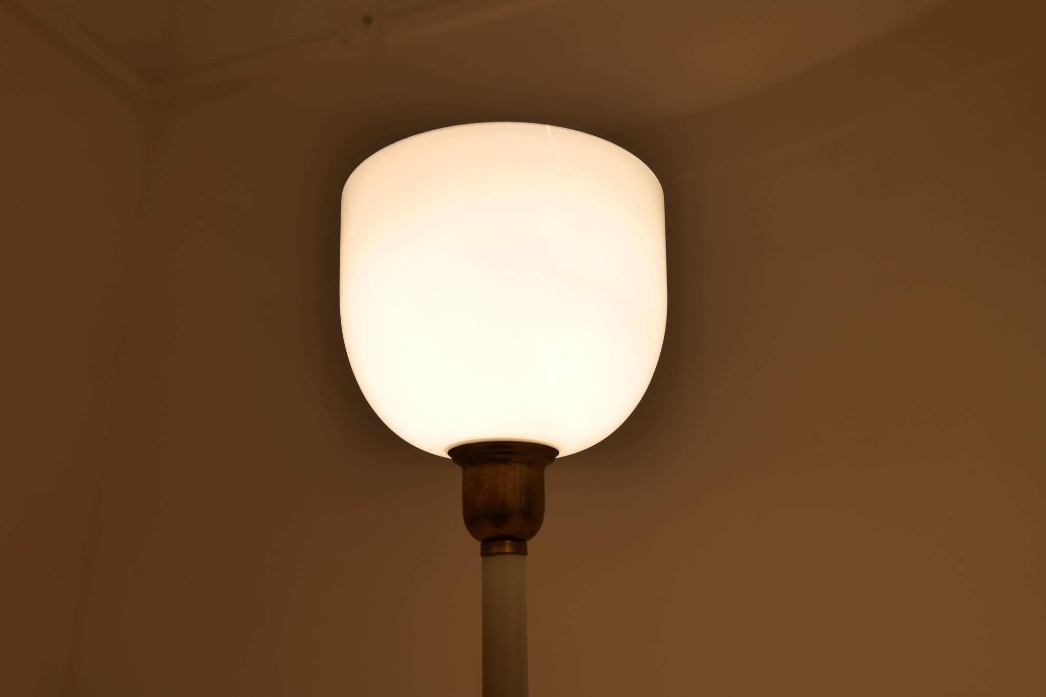 Midcentury ASEA Table Lamp Hans Bergström, Sweden, 1940 4