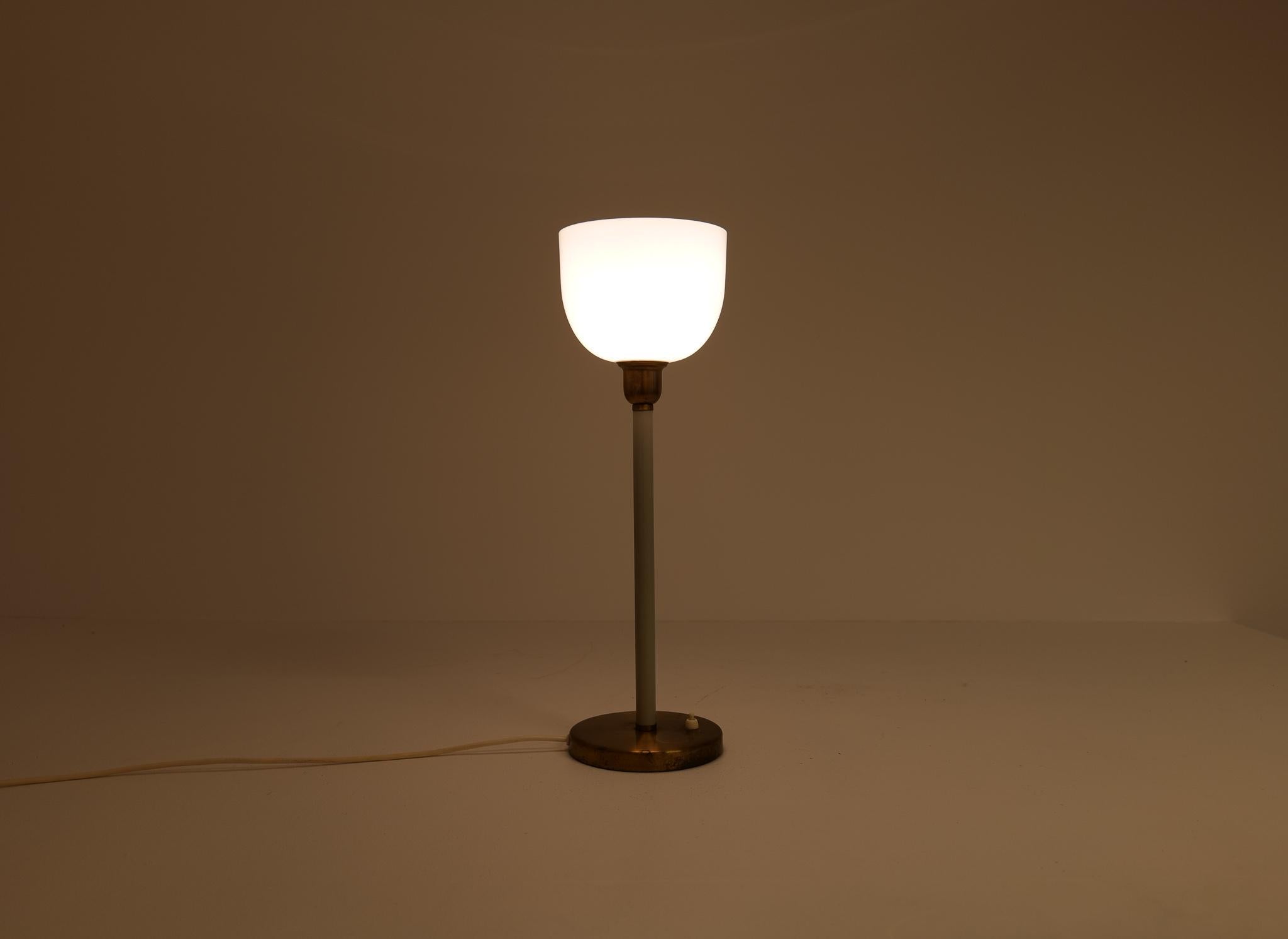 Midcentury ASEA Table Lamp Hans Bergström, Sweden, 1940 5