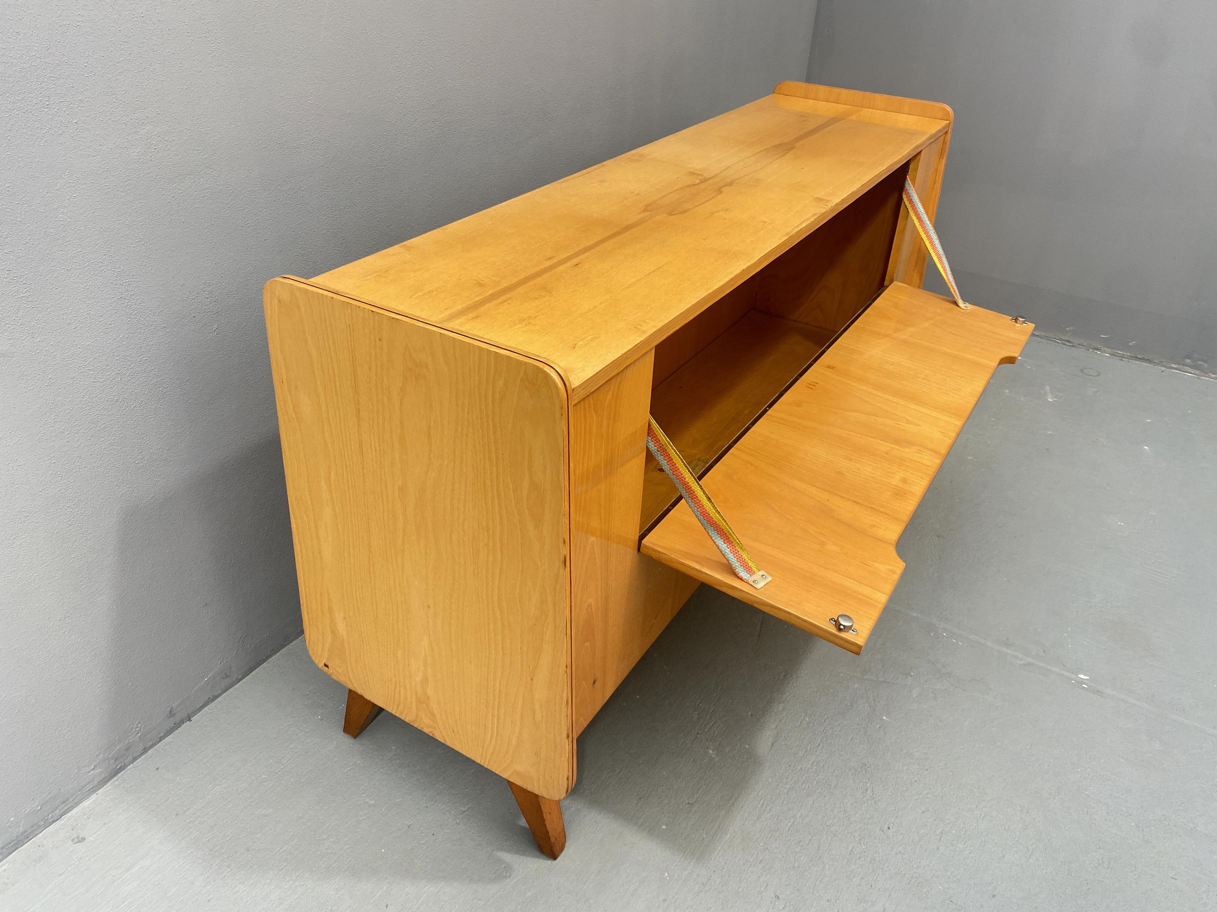 Midcentury ash wood dresser by F.Jirák for Tatra, 1960´s, Czechoslovakia For Sale 10