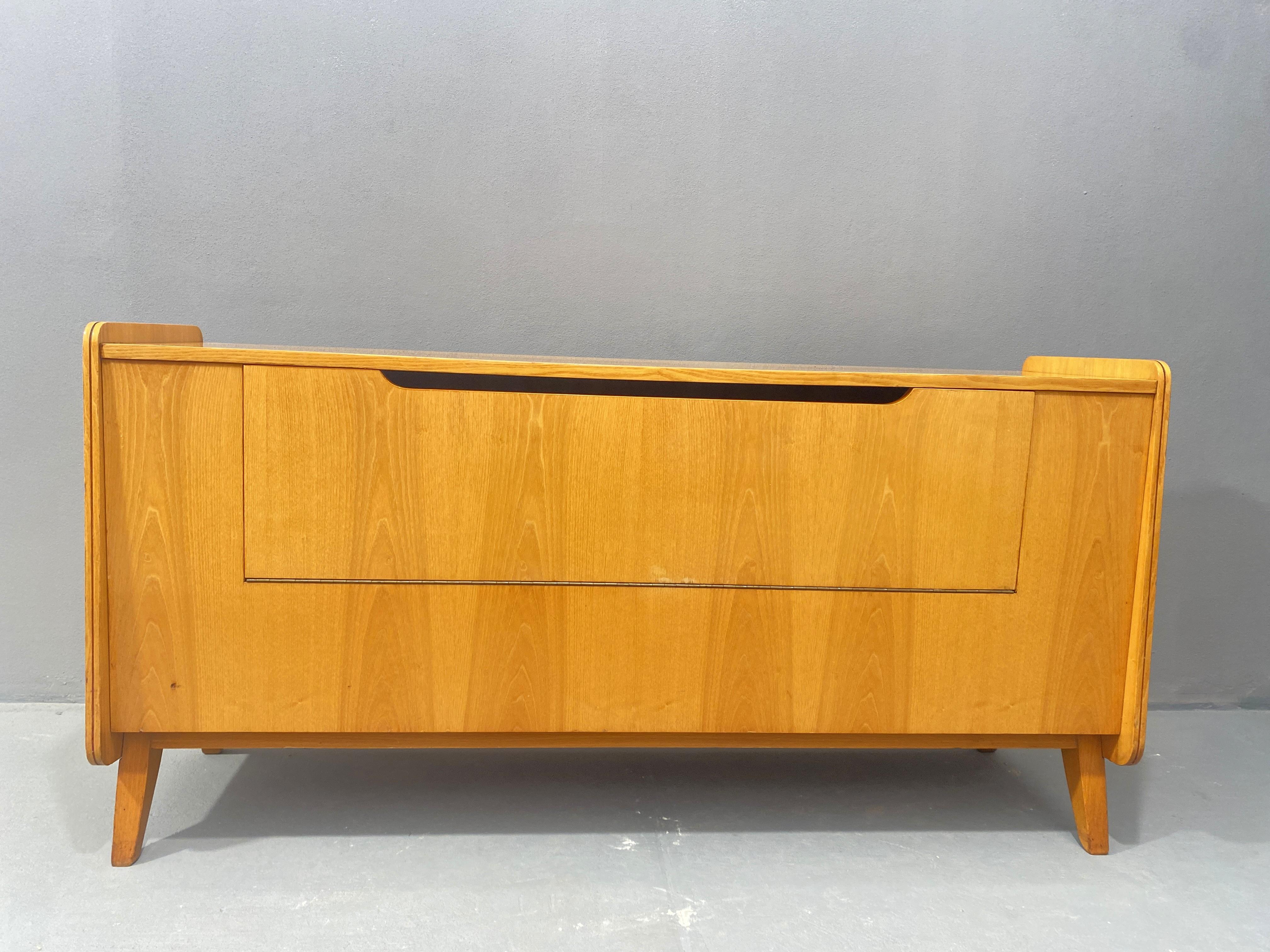 Midcentury ash wood dresser by F.Jirák for Tatra, 1960´s, Czechoslovakia For Sale 13