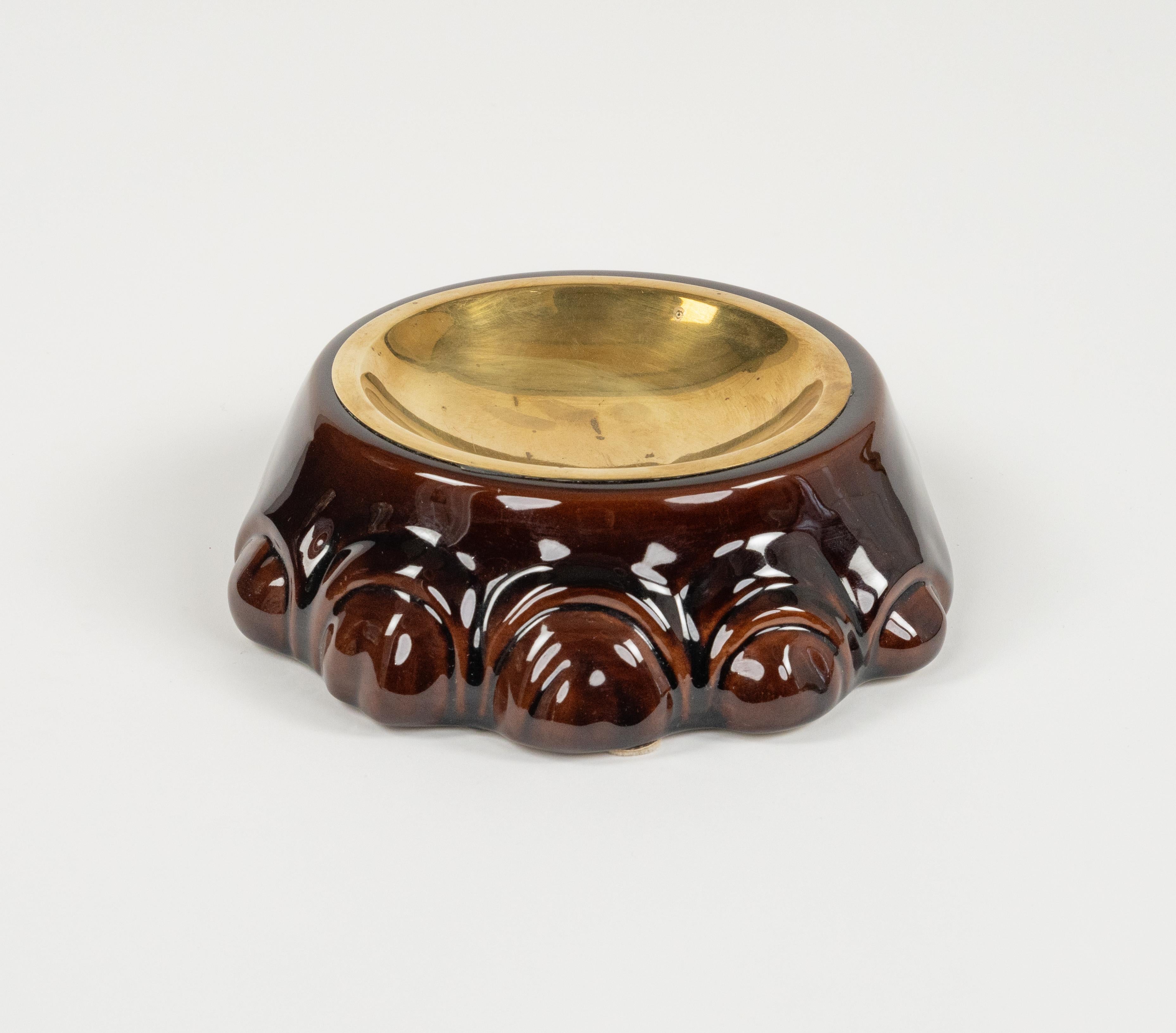 Aschenbecher oder Schale aus der Jahrhundertmitte in Form einer Elefantenpfote von B Ceramiche, Italien 1970er (Moderne der Mitte des Jahrhunderts) im Angebot