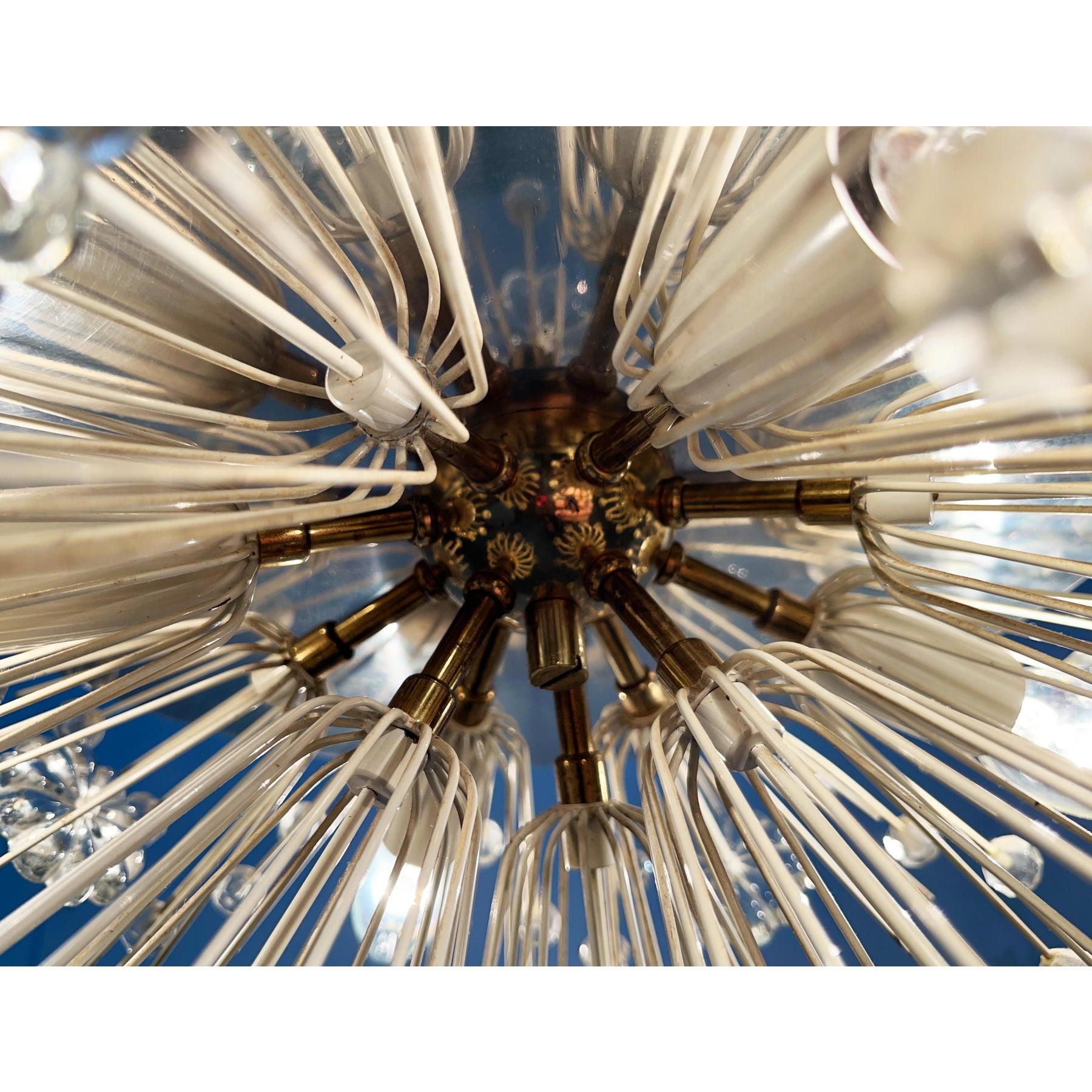 Lampada a sospensione a fiore austriaca del MidCentury di Emil Stejnar per Rupert Nikoll, anni '50 In condizioni ottime in vendita a Hamburg, DE