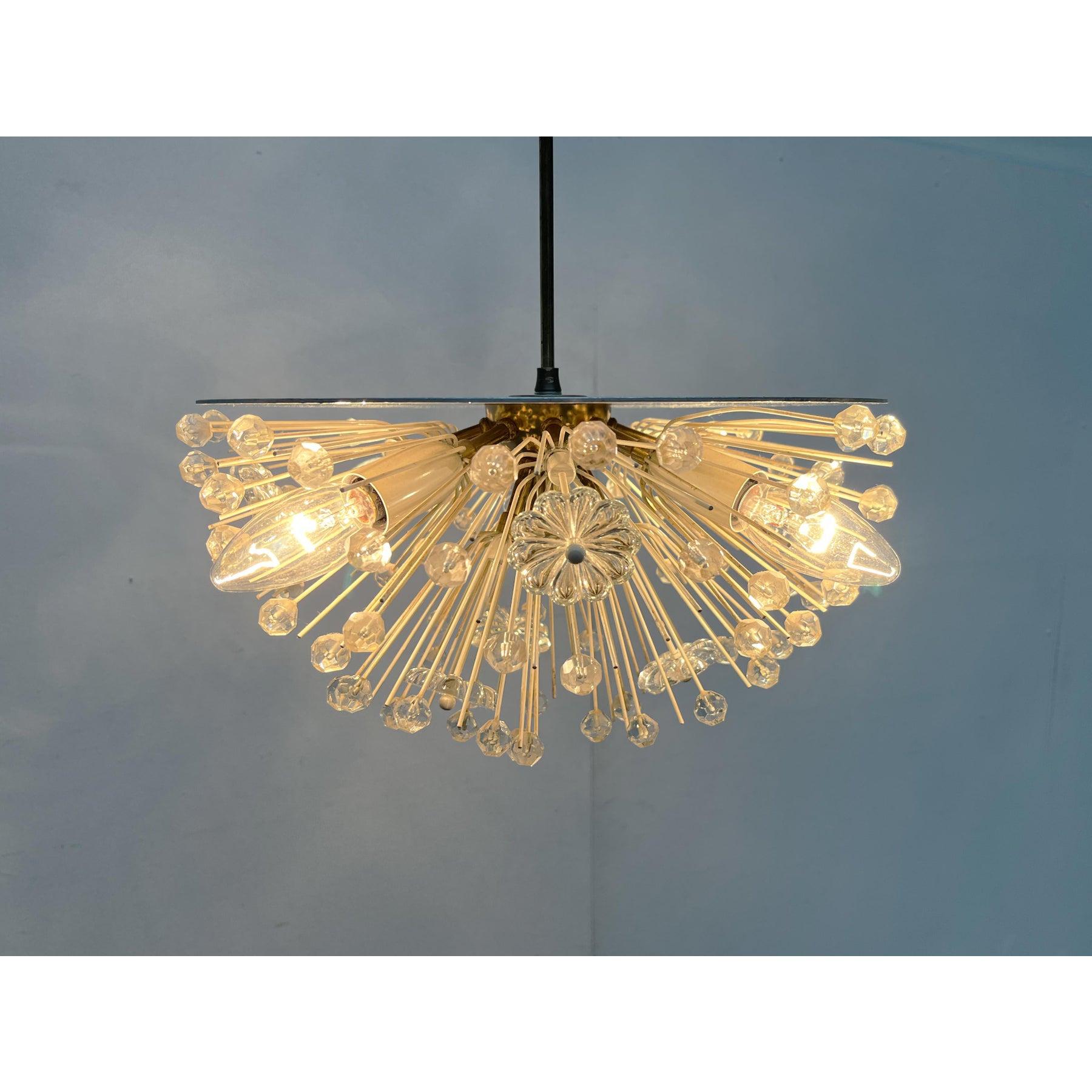 Lampada a sospensione a fiore austriaca del MidCentury di Emil Stejnar per Rupert Nikoll, anni '50 in vendita 1