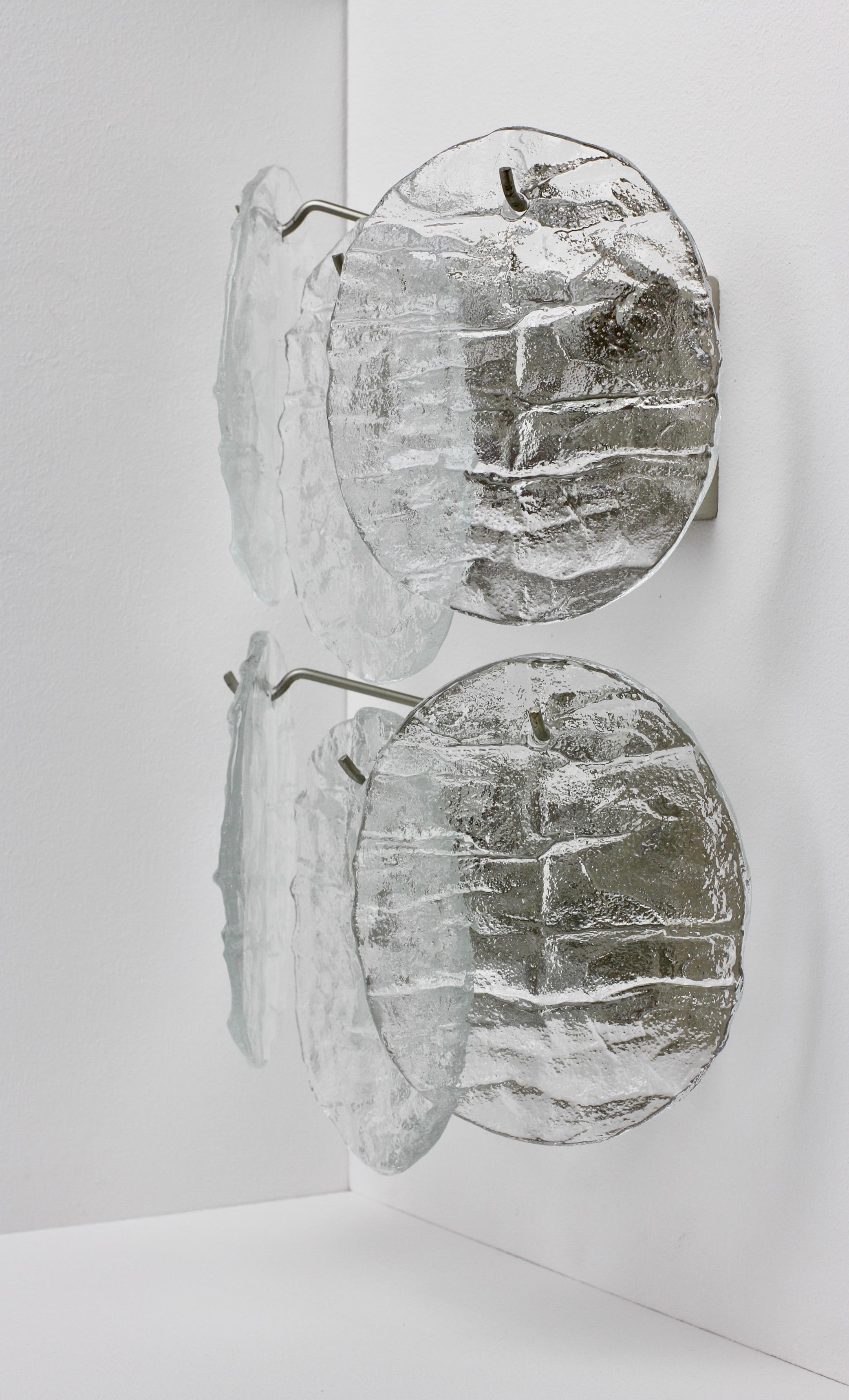Paar österreichische Kalmar-Eiskristallglas-Wandleuchten aus der Mitte des Jahrhunderts / Wandleuchter 1960er Jahre im Angebot 2