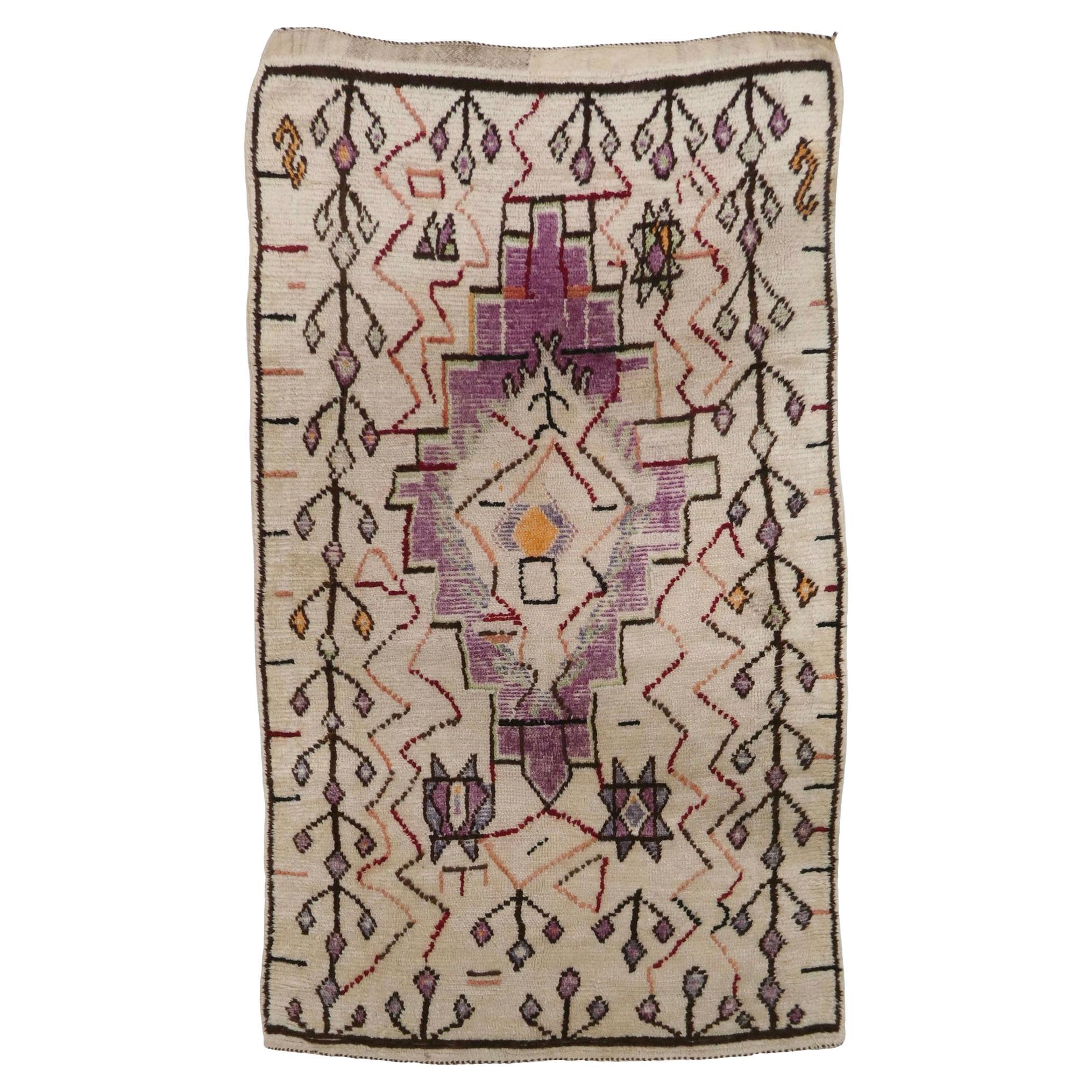 Midcentury Azilal Teppich 4' x 7' im Angebot
