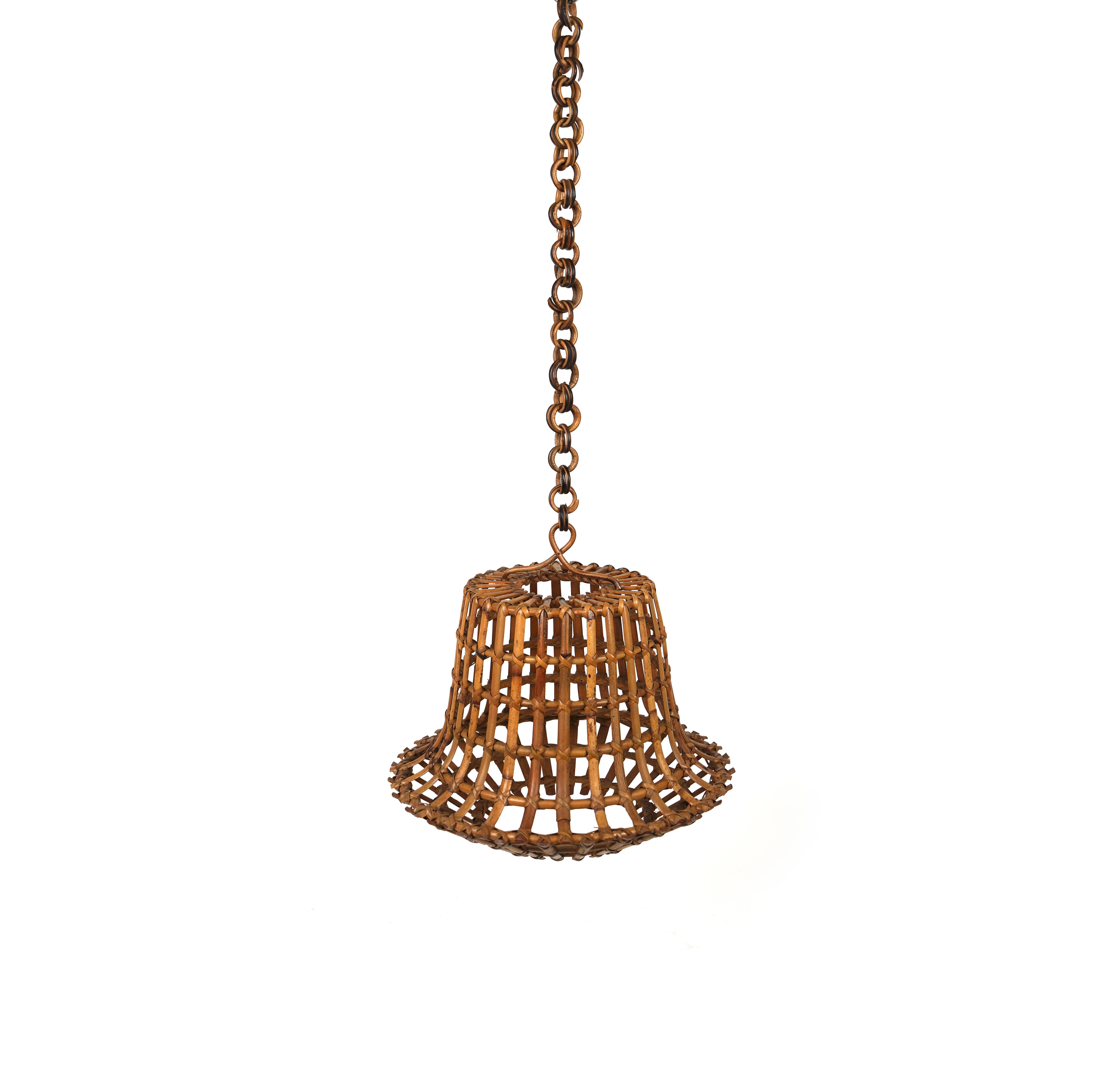 Midcentury Bamboo and Rattan Chandelier Louis Sognot Style, Italy 1960s In Good Condition For Sale In Rome, IT