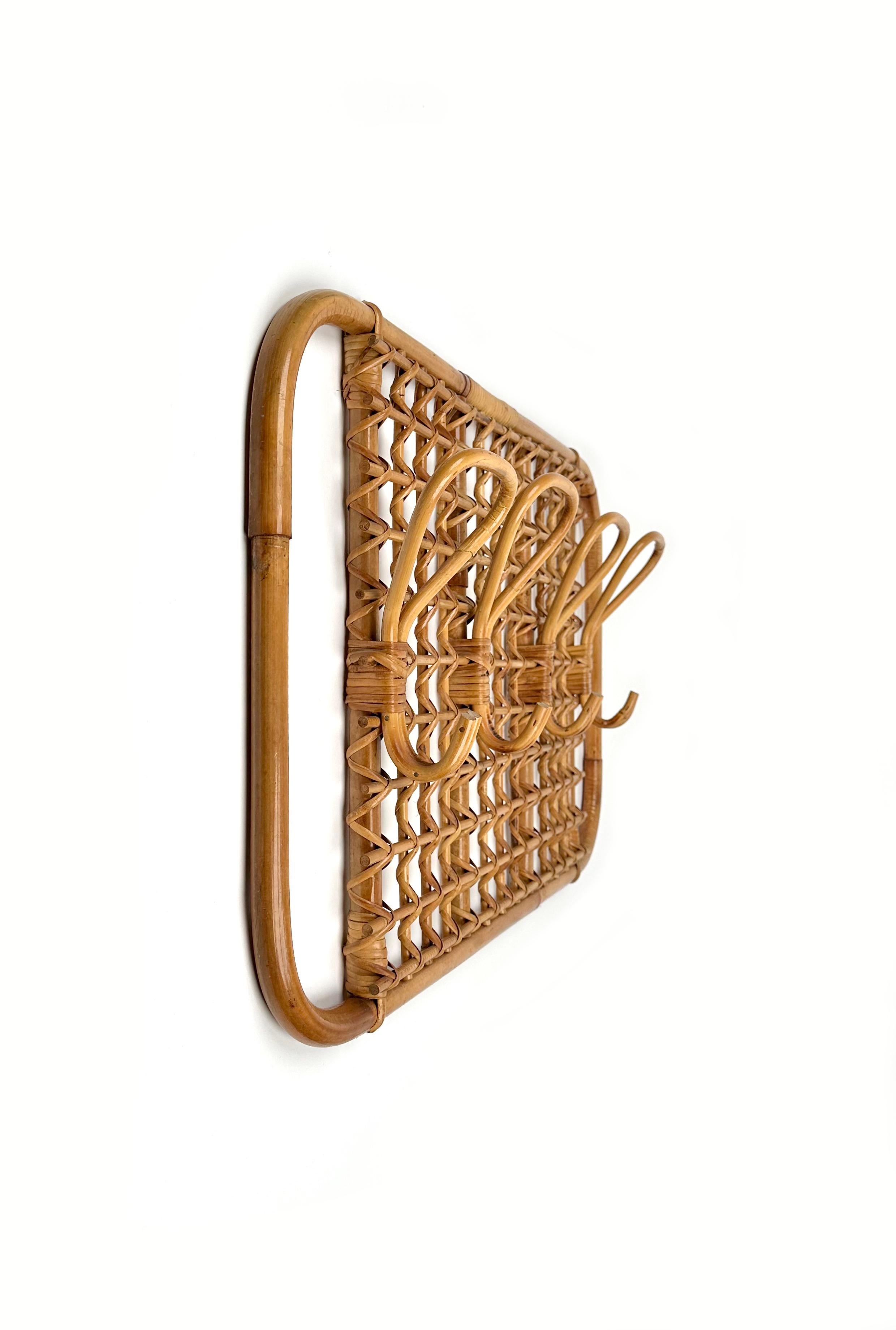 Mid-Century moderno Appendiabiti di metà secolo in bambù e rattan, Italia, anni '70 in vendita