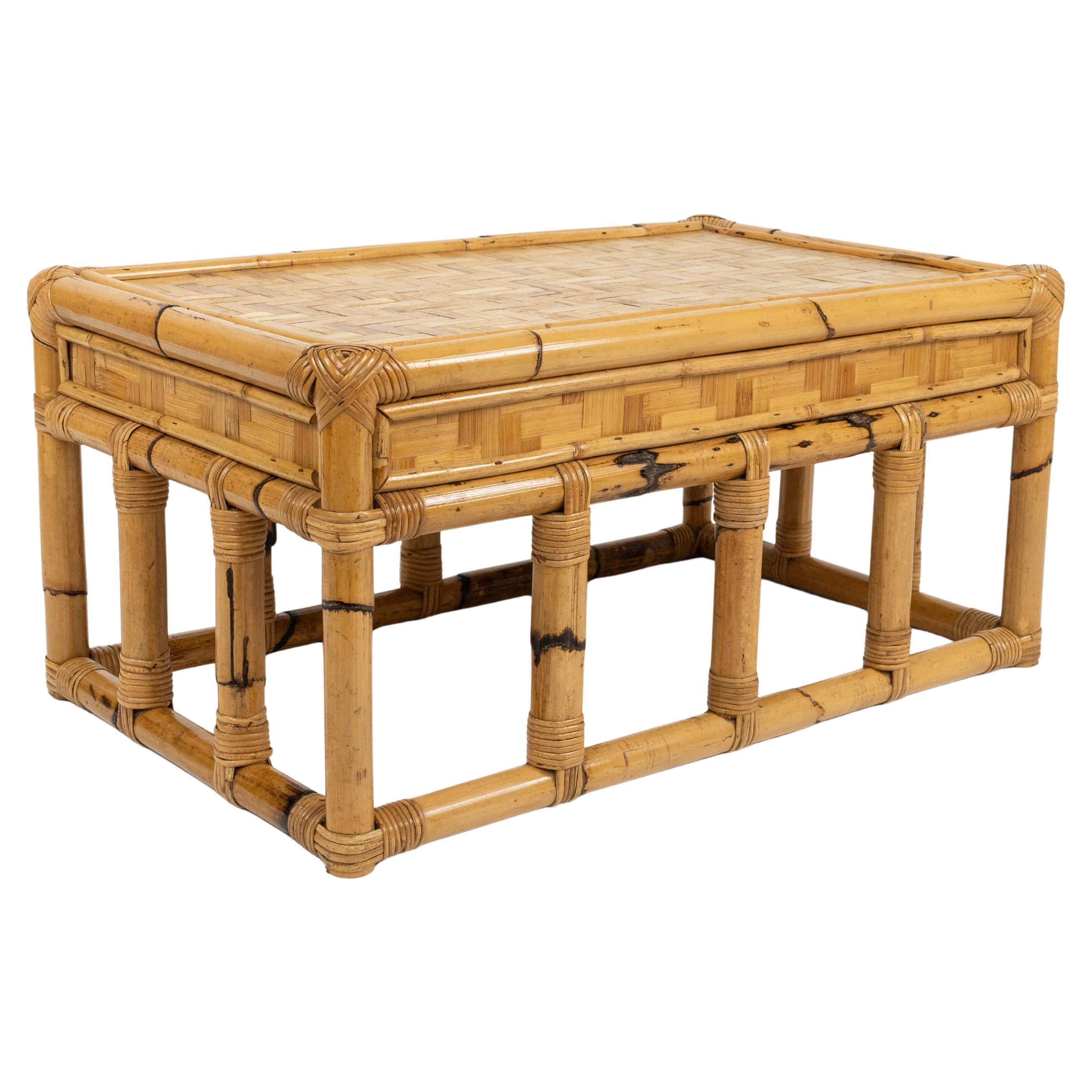 Table basse du milieu du siècle dernier en bambou et rotin style Vivai Del Sud, Italie 1970 en vente 12