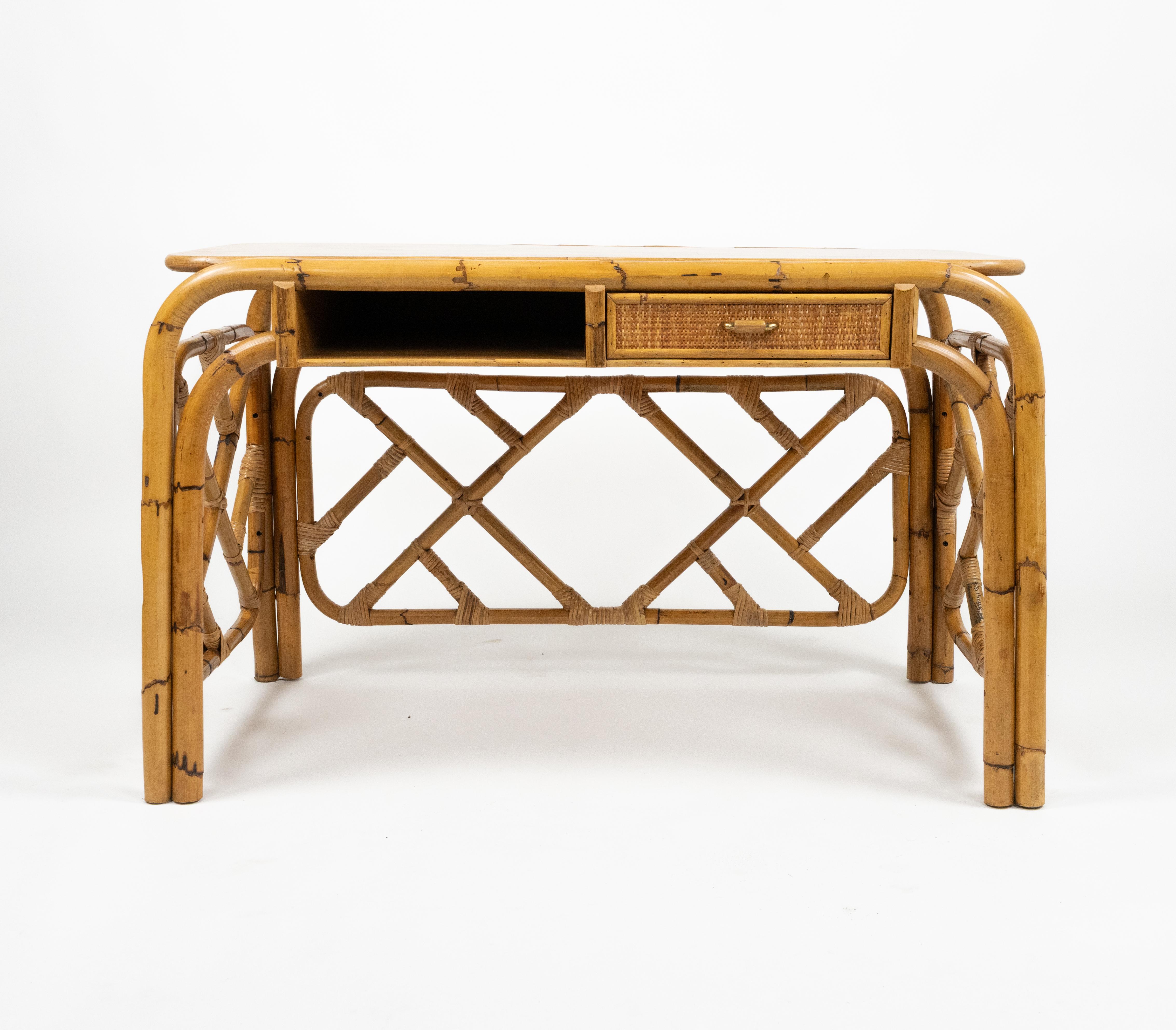 Late 20th Century Midcentury Bamboo and Rattan Desk Writing Table Vivai Del Sud Style, Italy 1970s For Sale
