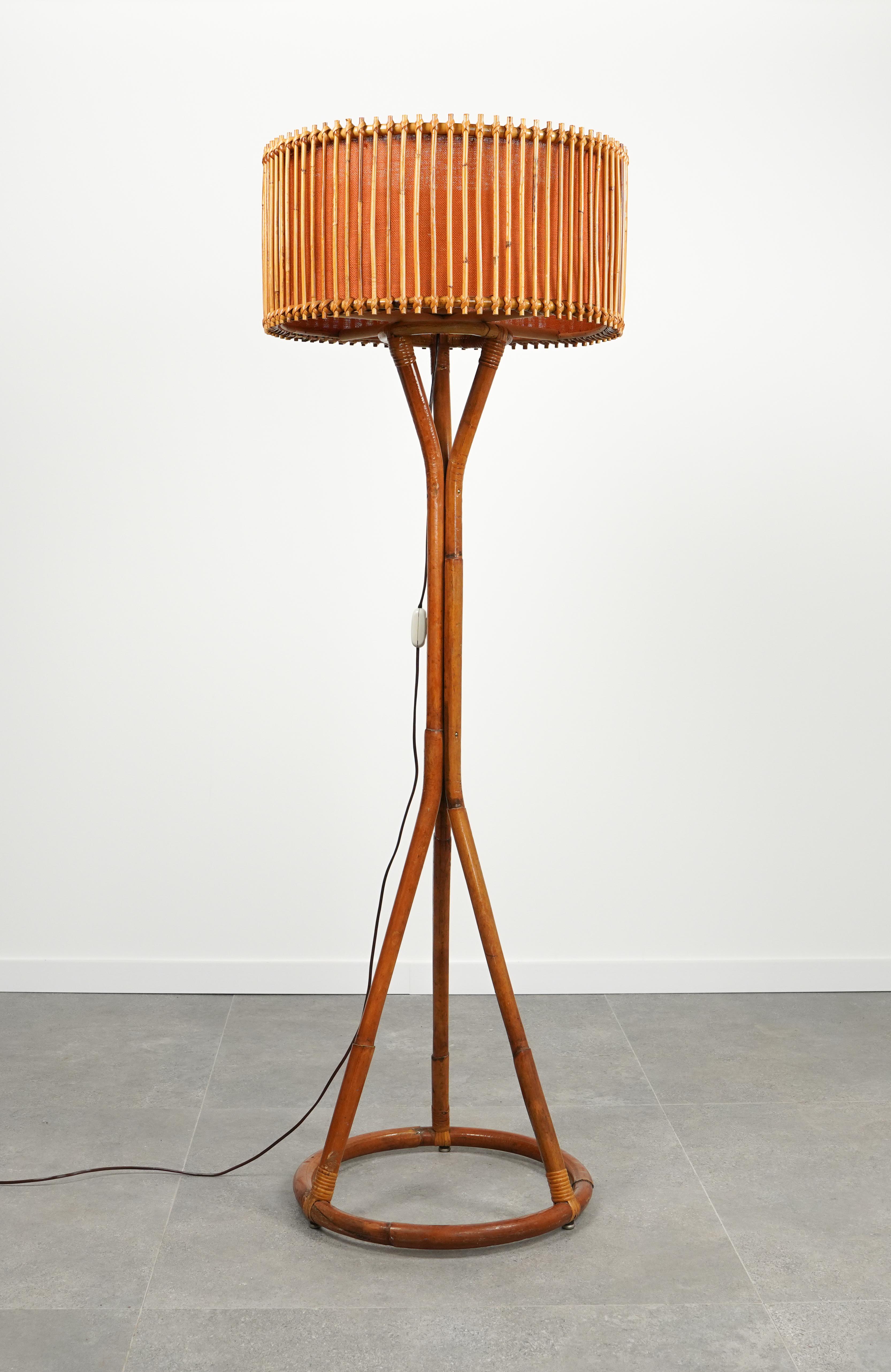 Stehlampe aus Bambus und Rattan aus der Mitte des Jahrhunderts im Franco Albini-Stil, Italien 1960er Jahre im Angebot 1