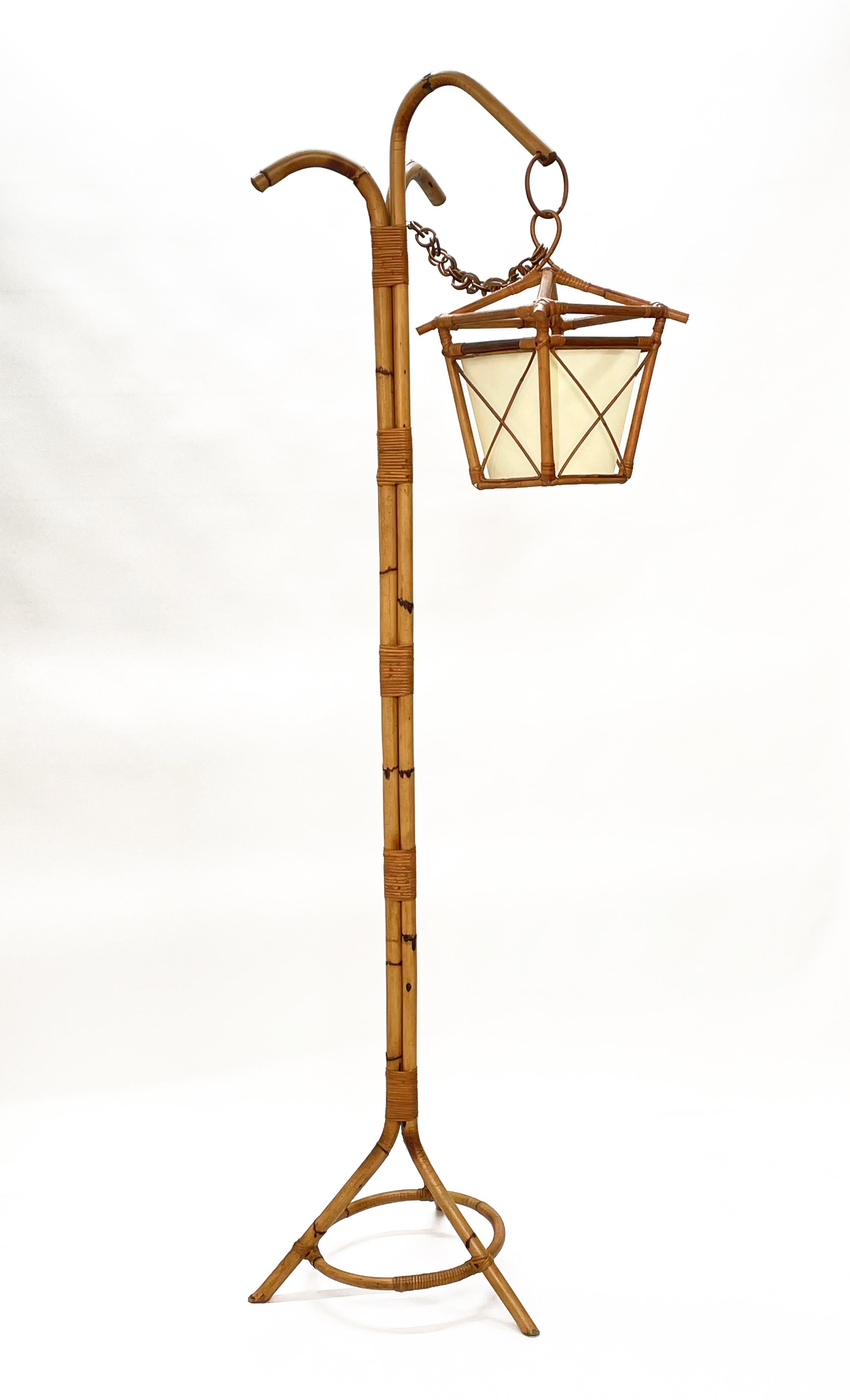 Midcentury Bamboo and Rattan Italian Floor Lamp with Tripod Base, 1950s For Sale 6