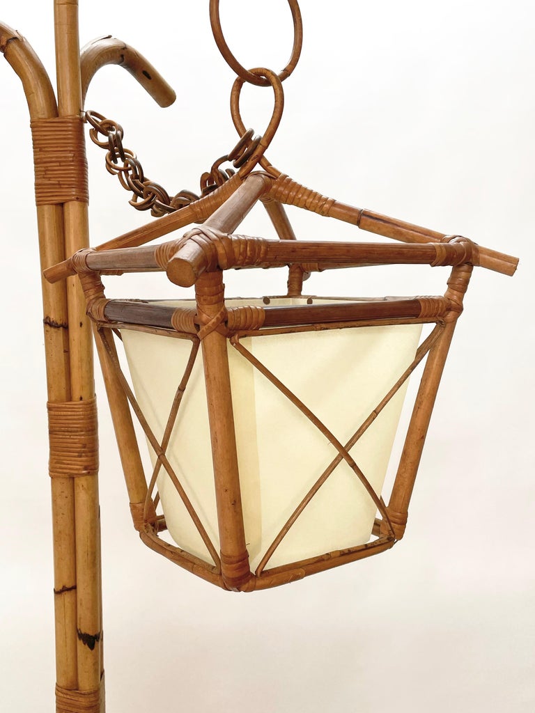 Italienische Stehlampe aus Bambus und Rattan mit DreibeinSockel aus