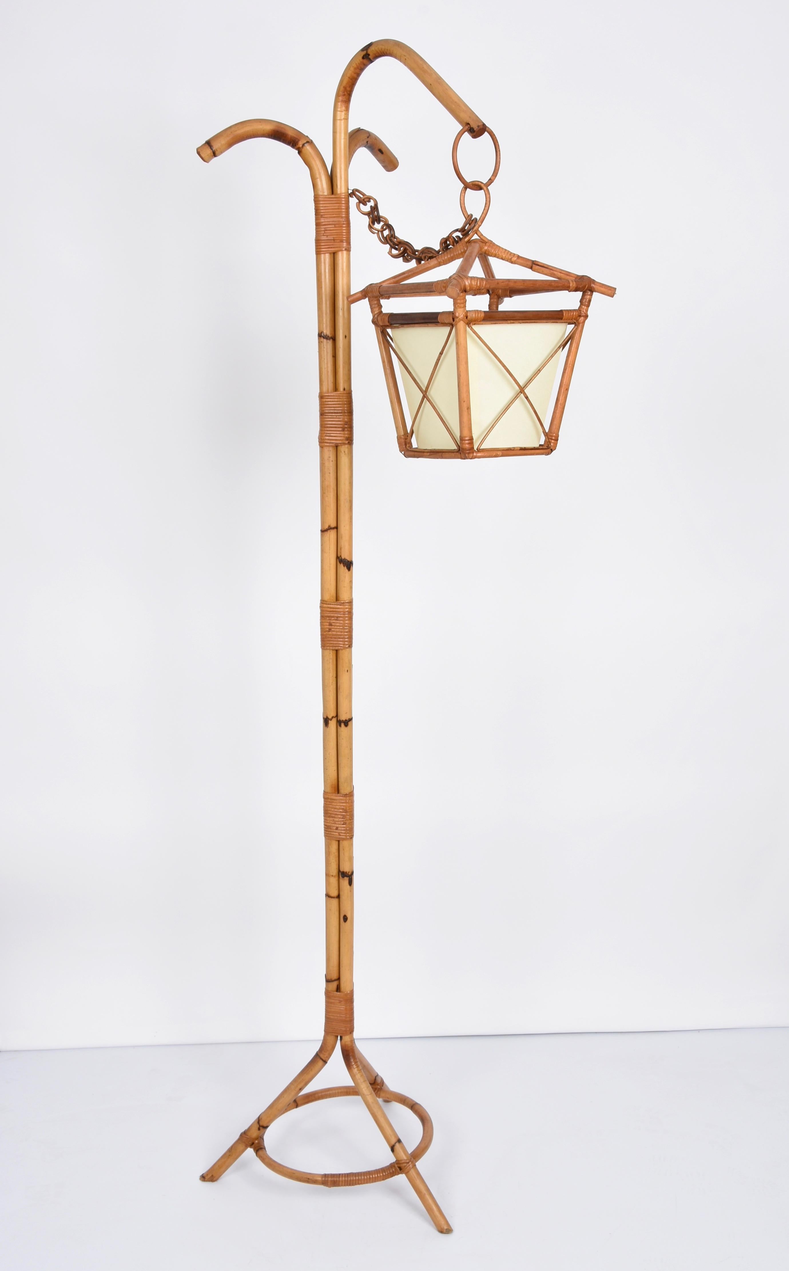 Midcentury Bamboo and Rattan Italian Floor Lamp with Tripod Base, 1950s For Sale 2