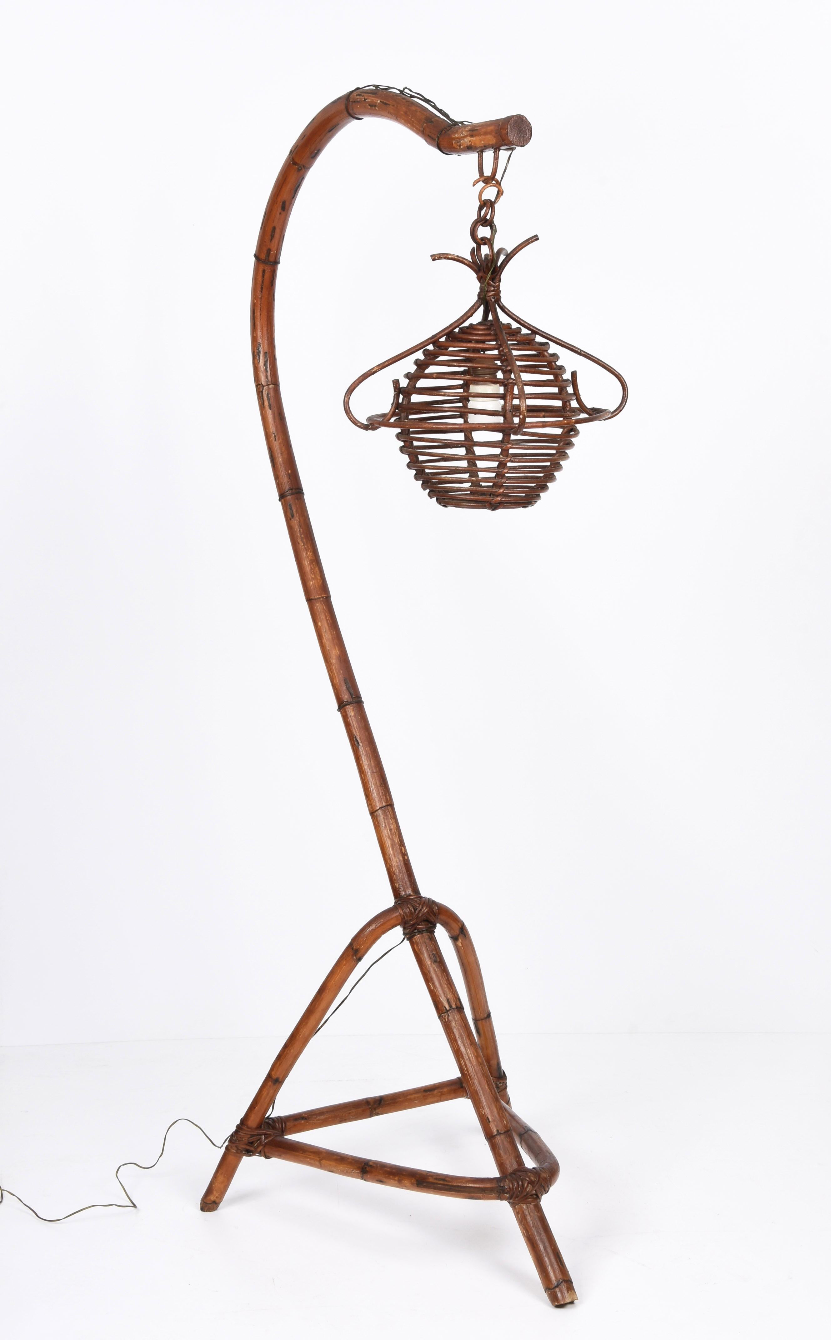 Midcentury Bamboo and Rattan Italian Floor Lamp with Tripod Base, 1950s For Sale 1