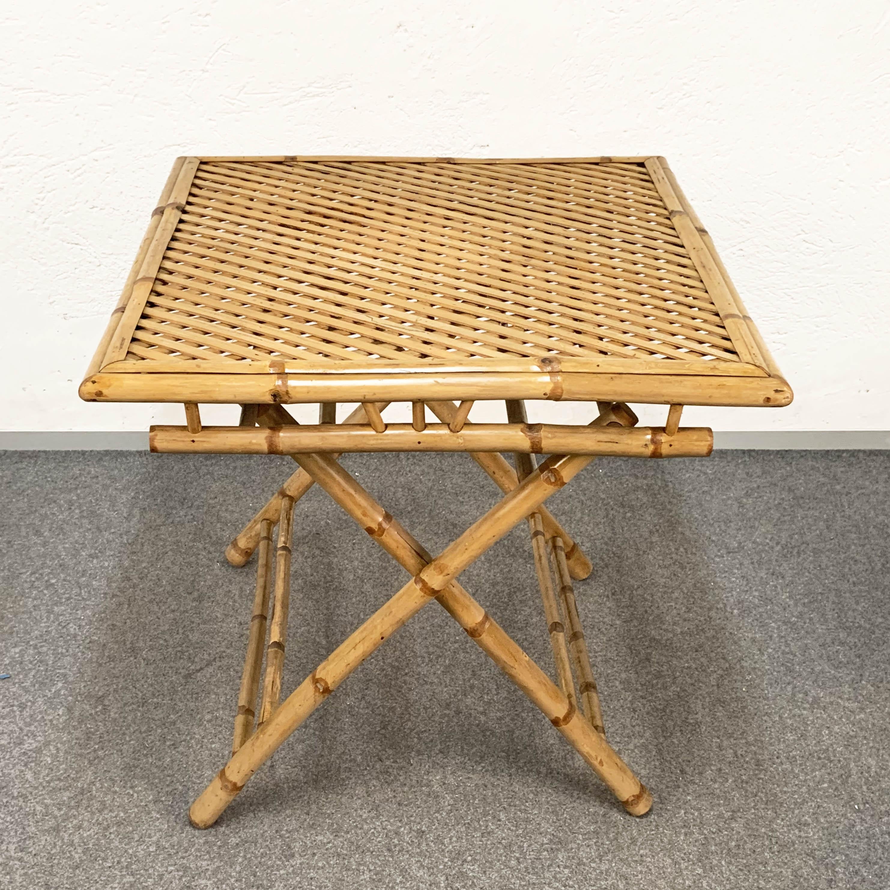 Midcentury Bamboo and Rattan Italian Foldable Table and Four Chairs, 1960s For Sale 5