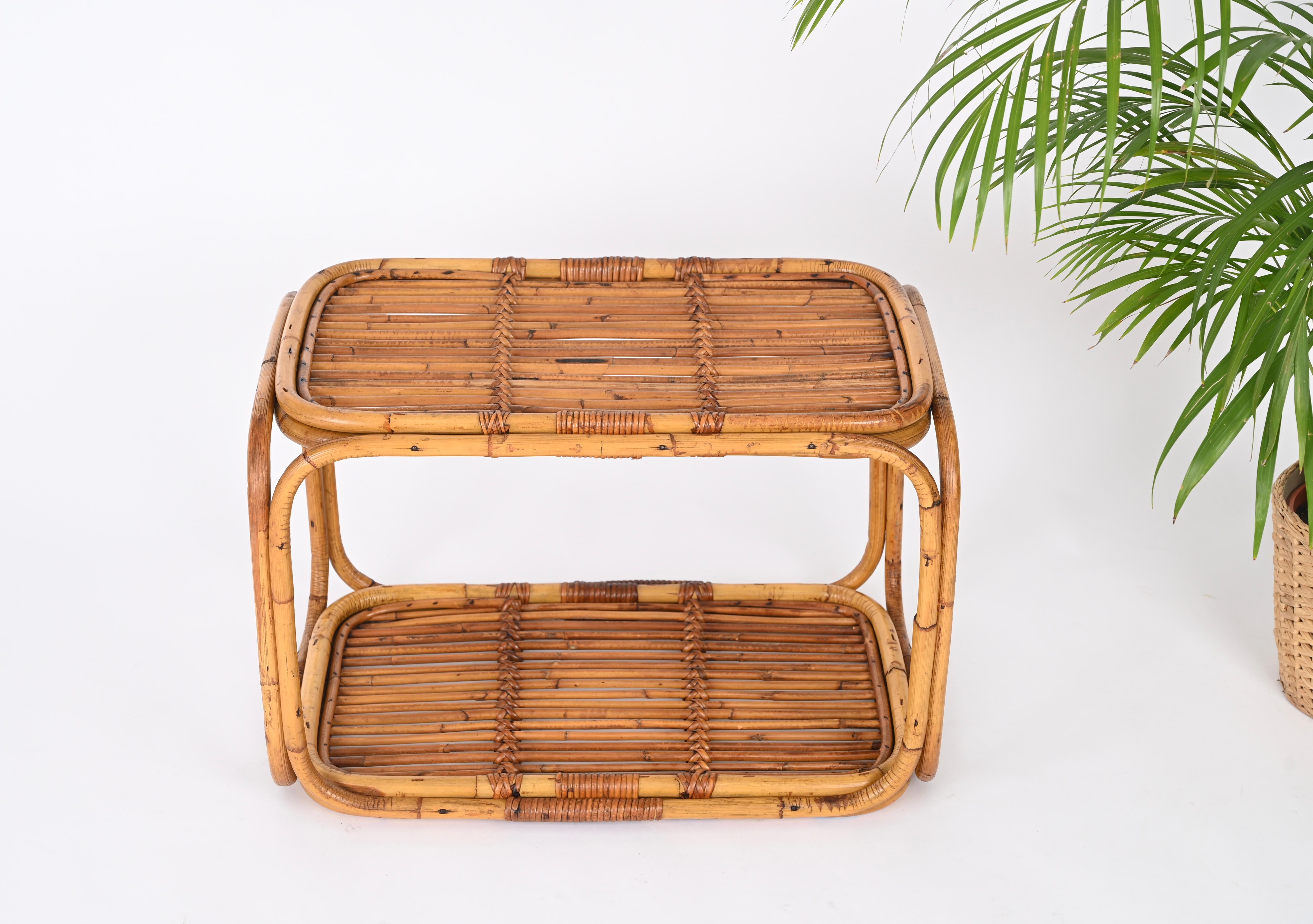 Midcentury Bamboo and Rattan Italian Rectangular Coffee Table, 1960s In Good Condition For Sale In Roma, IT