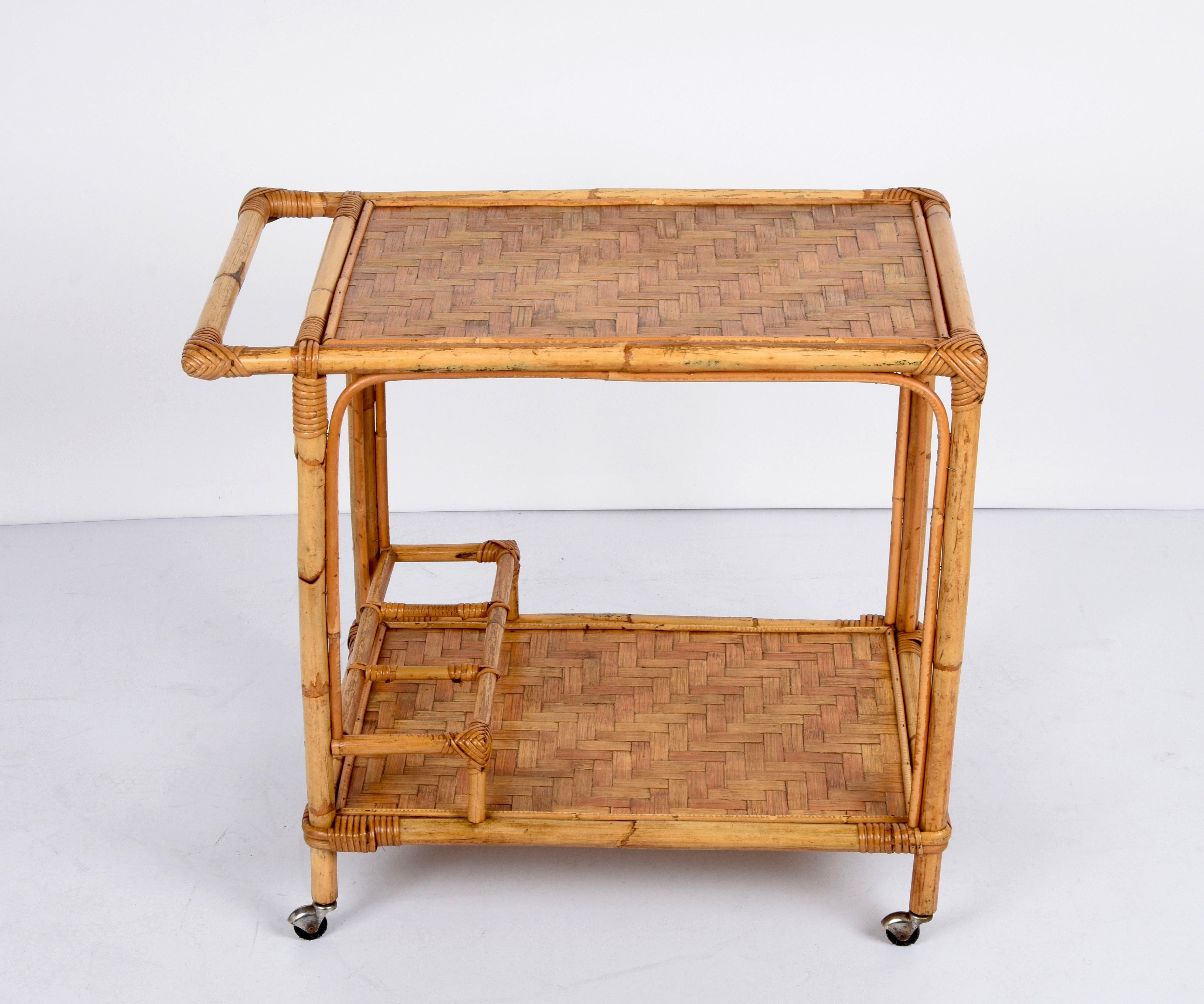 Midcentury Bamboo and Rattan Italian Rectangular Serving Bar Cart Trolley, 1960s For Sale 6