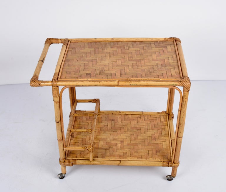 Midcentury Bamboo and Rattan Italian Rectangular Serving Bar Cart Trolley, 1960s For Sale 8