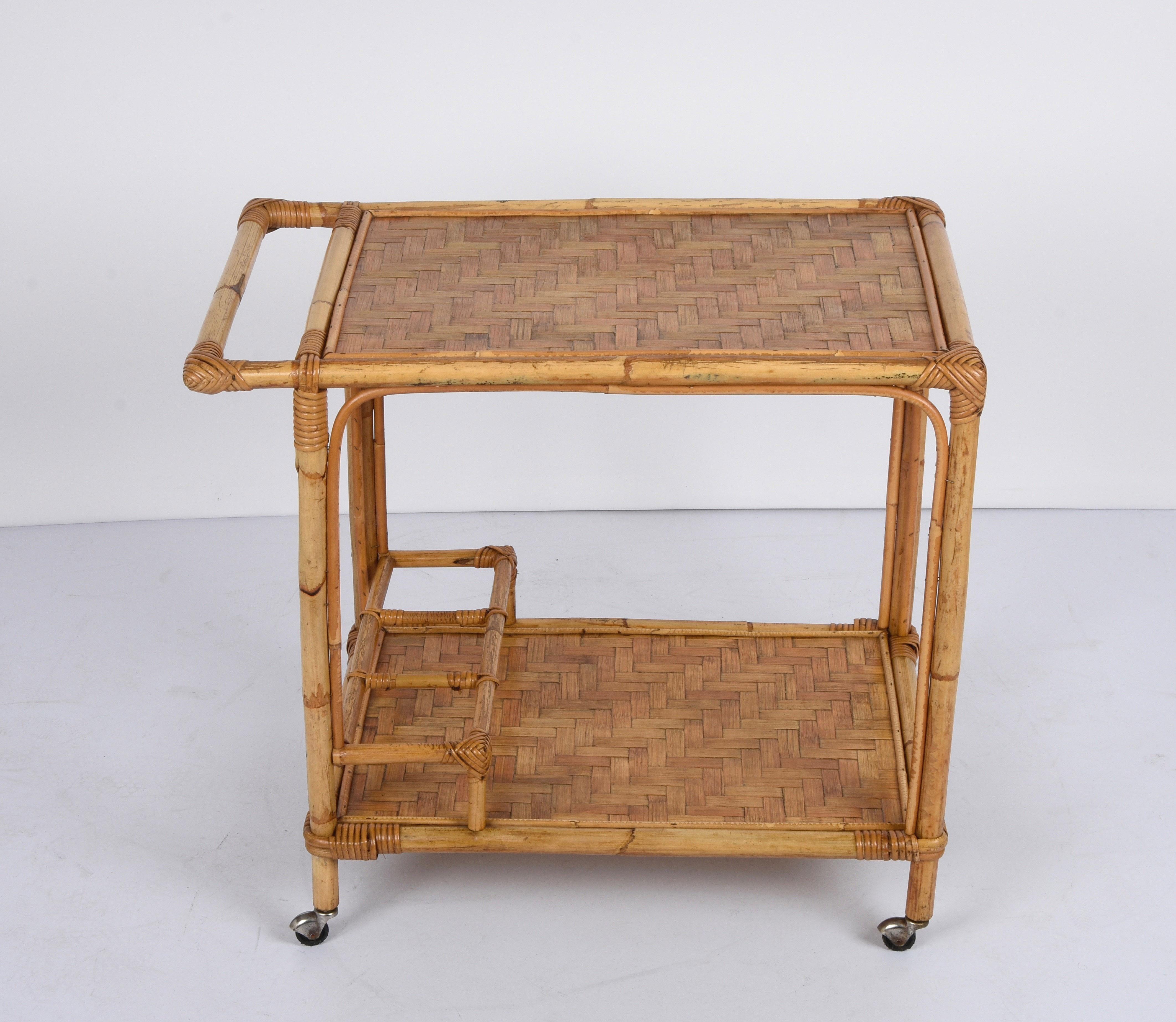 Midcentury Bamboo and Rattan Italian Rectangular Serving Bar Cart Trolley, 1960s For Sale 2