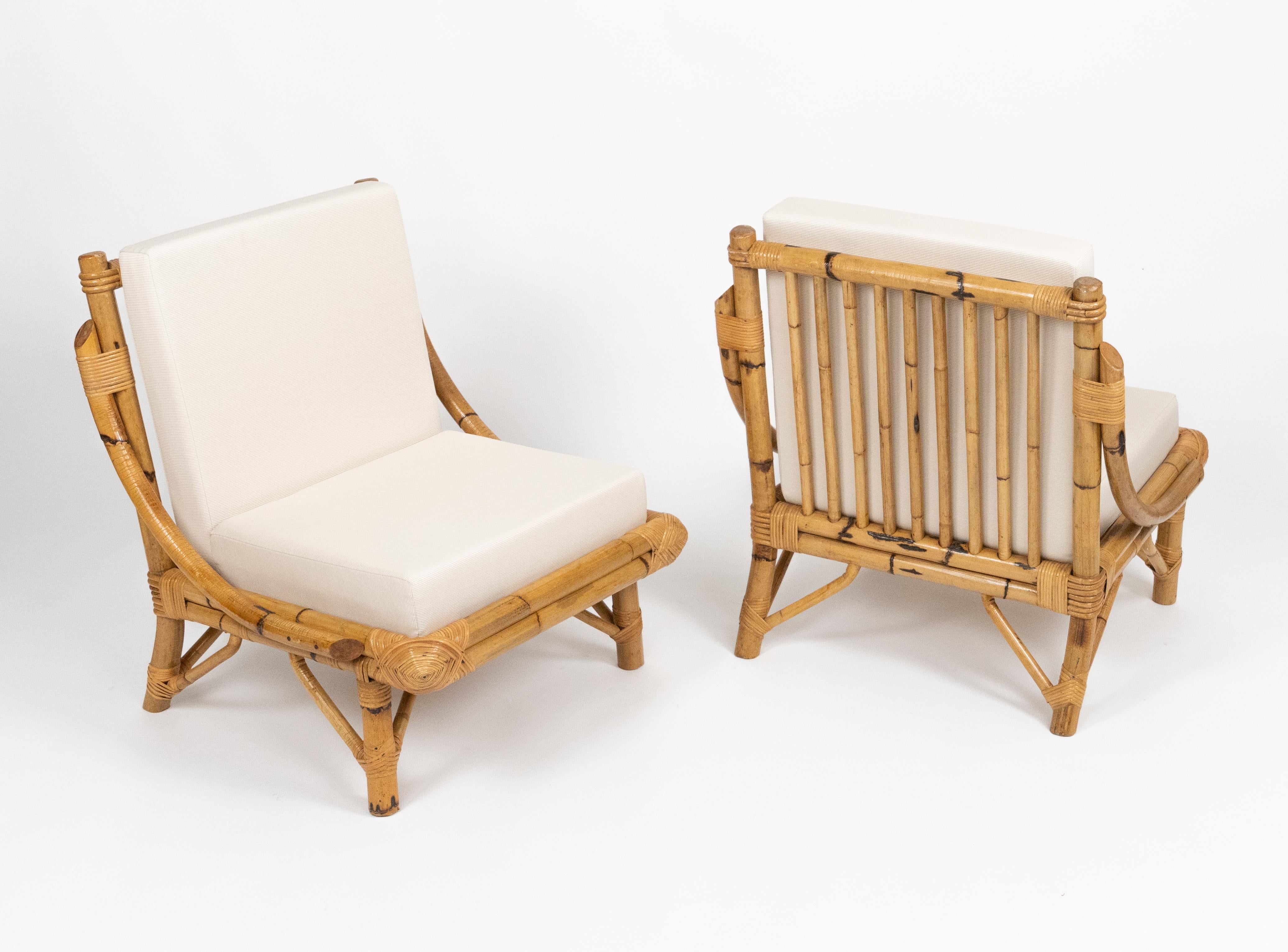 Mid-Century moderno Coppia di poltrone in bambù e rattan del Medioevo in stile Vivai del Sud, Italia anni '70 in vendita